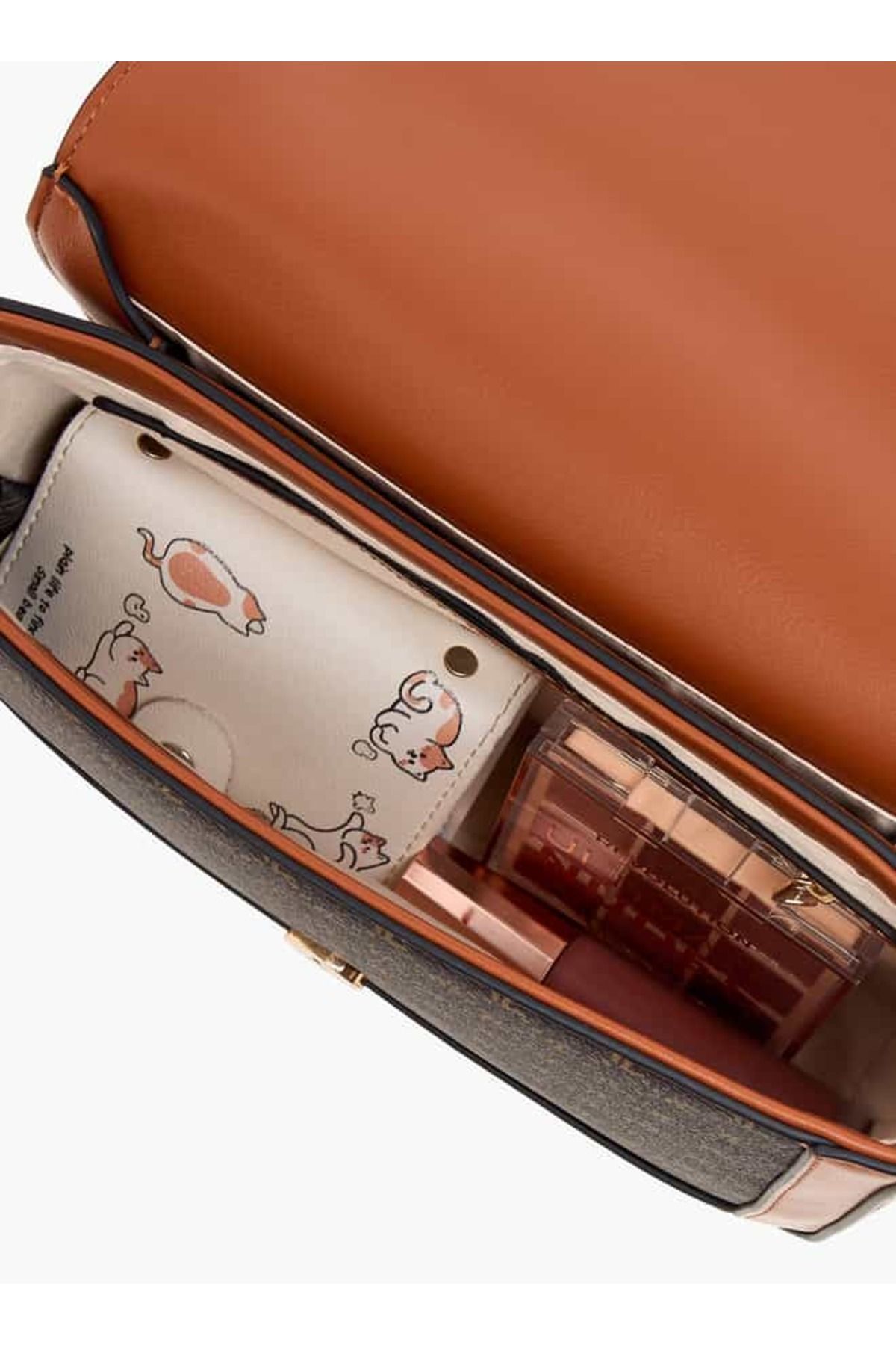 Le Confort-Monogram Print Crossbody Bag with Flap Closure and Strap 6
