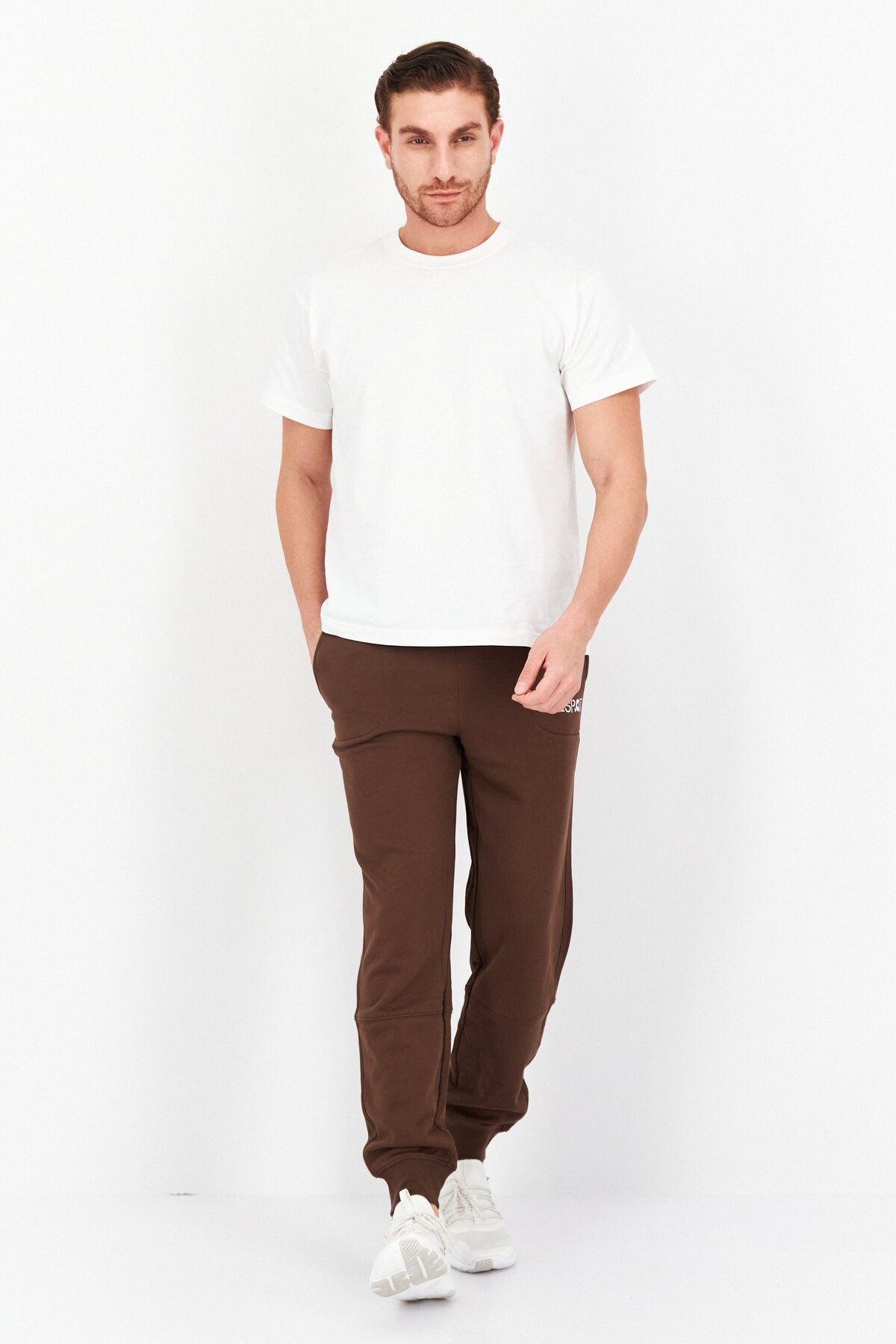 Esprit x Rest and Recreation-Men Drawstring Embroidered Logo Jogger Pants, Brown 4