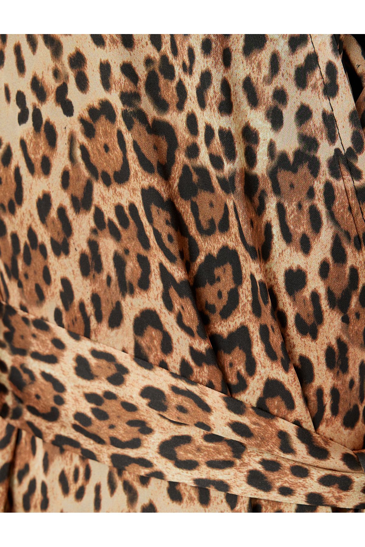 Koton-Zeynep Cushion Leopard Patterned Short Bat Sleeve Dressing Gown with Belt 6