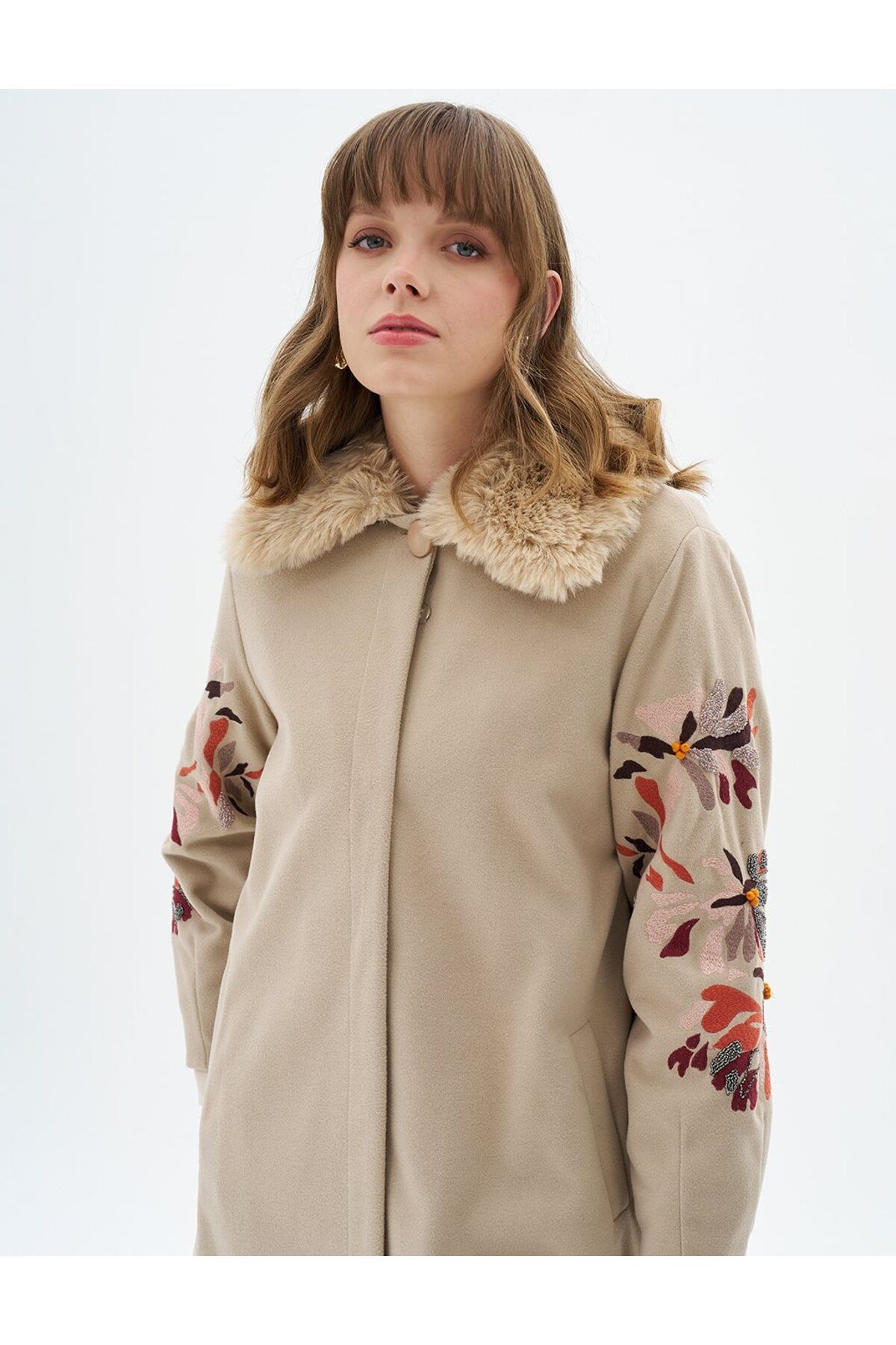 Vivencia-Beige Embroidered Coat - Faux Fur Detail 4