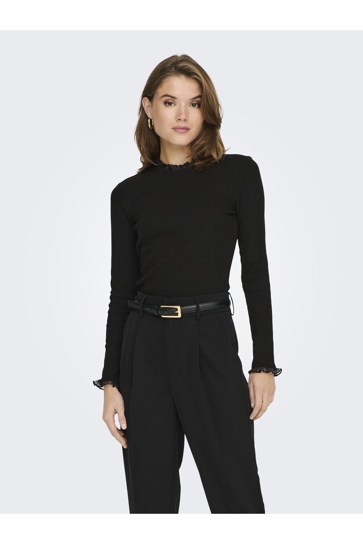 complete the look image