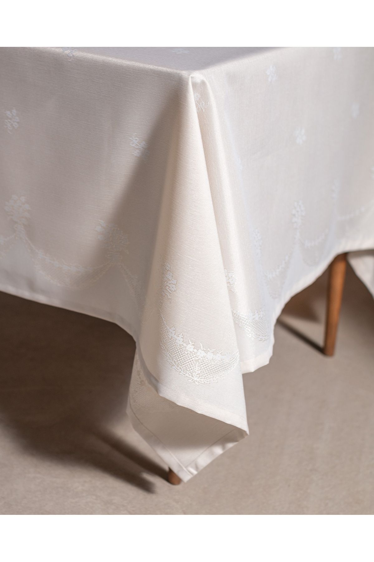 Madame Coco-Lignite Tablecloth - Beige - 160X300 cm 2