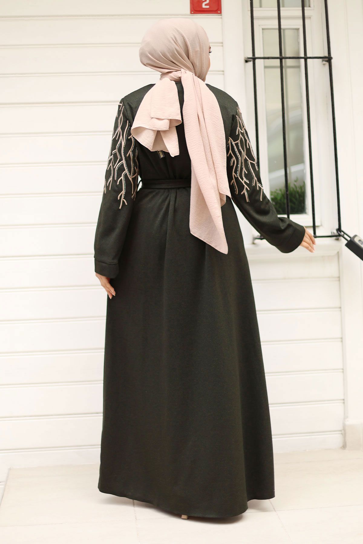 Tesettür Dünyası-Khaki Hijab Ferace - Tsd with Branch Pattern and Belt 240927 5