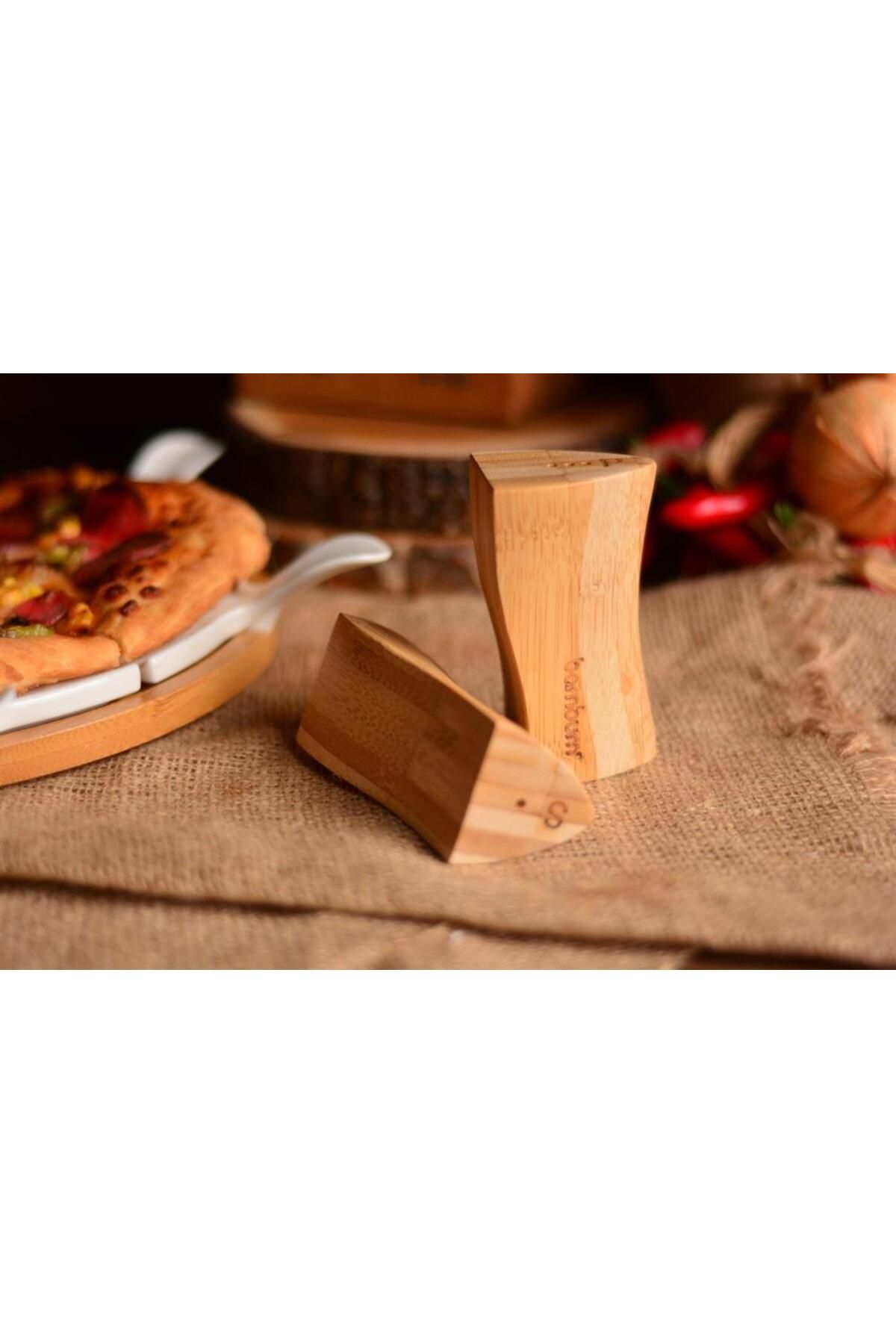Bambum-B0467 Nunna Salt & Pepper Shakers 2