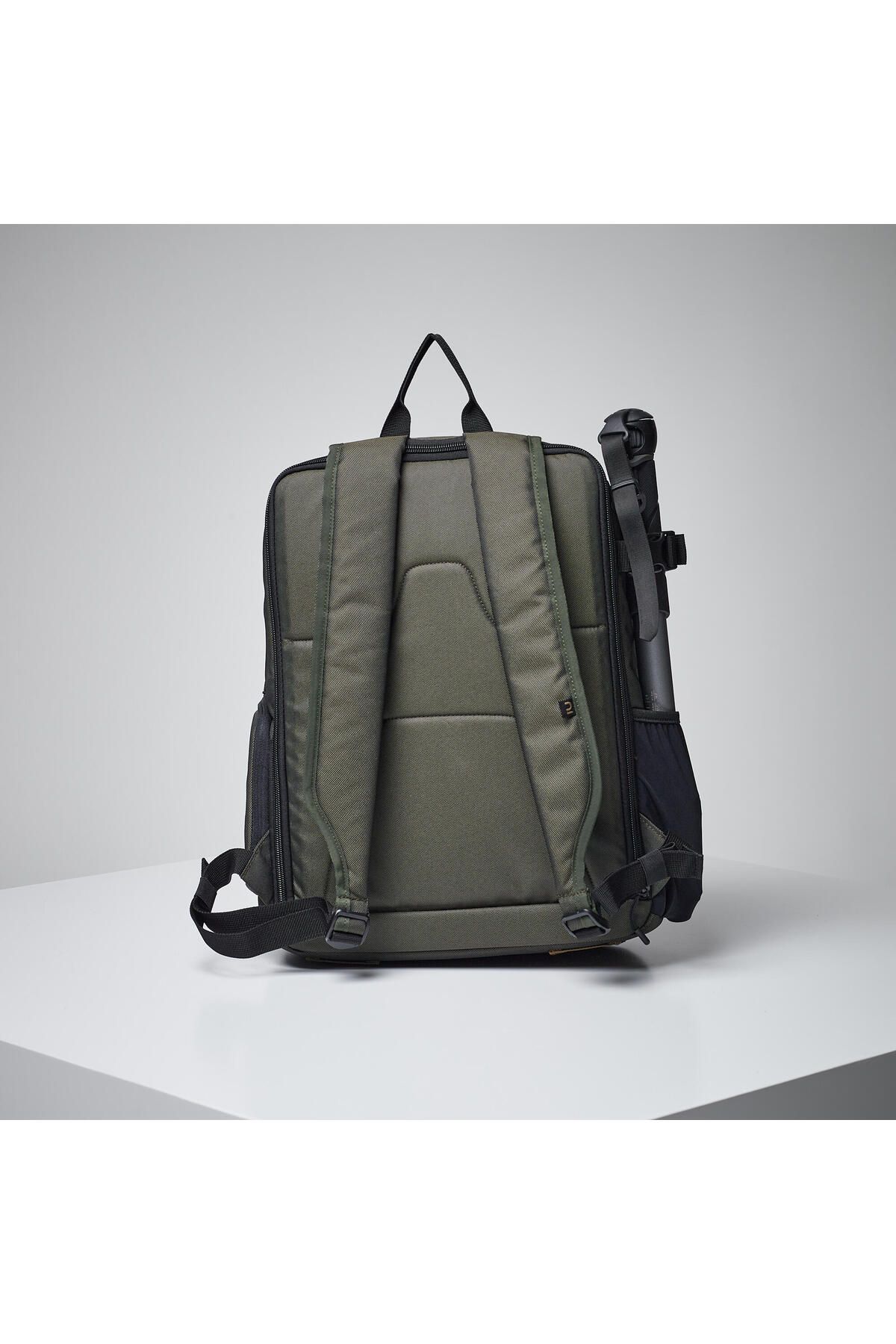 کیف ورزشی سبز مردانه و زنانه کوله پشتی شکار مشاهده طبیعت 20 لیتر 100 Decathlon