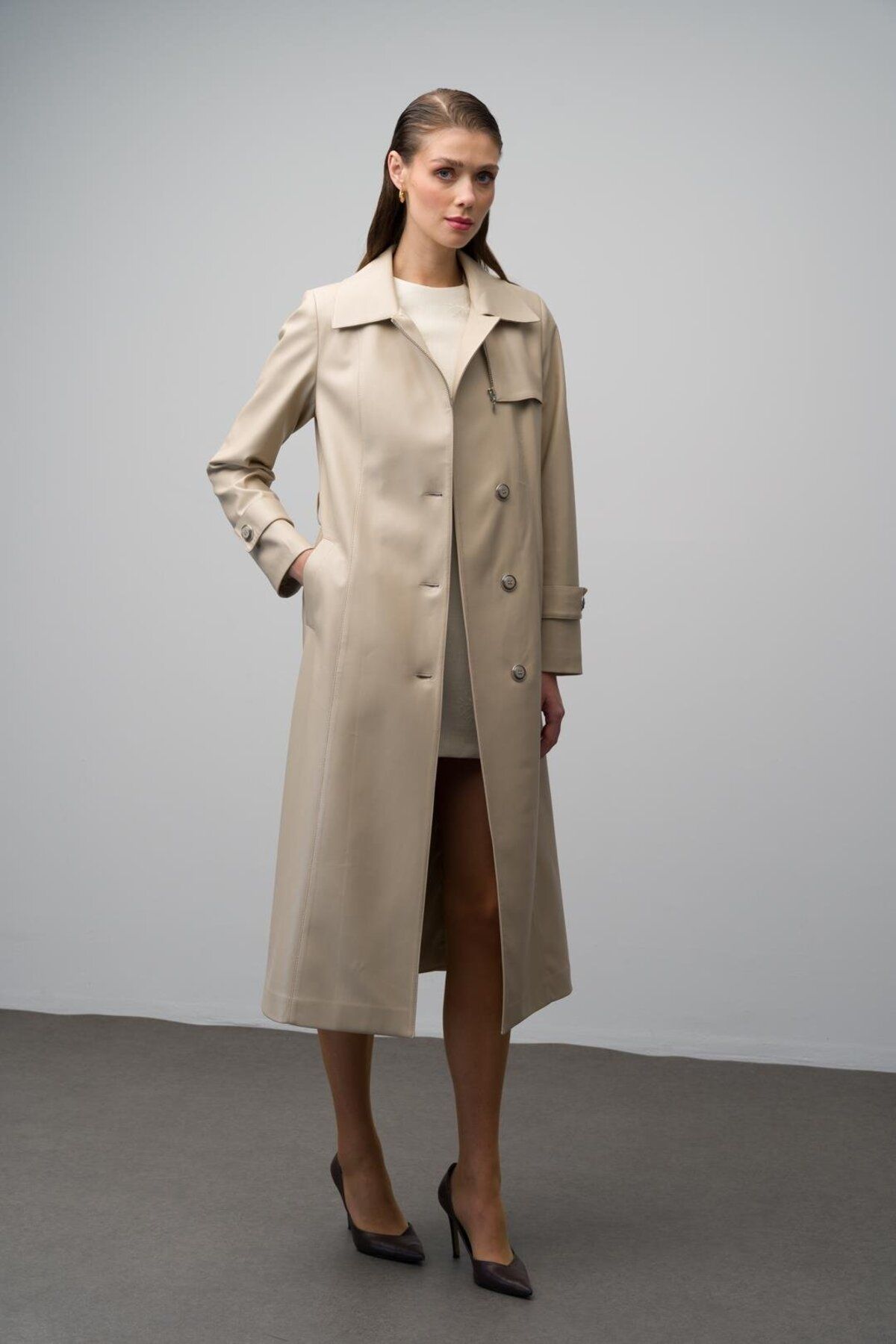 Olcay-Beige 6609 - Leather Trench Coat with Zipper on the Collar and Belt Buckle 5