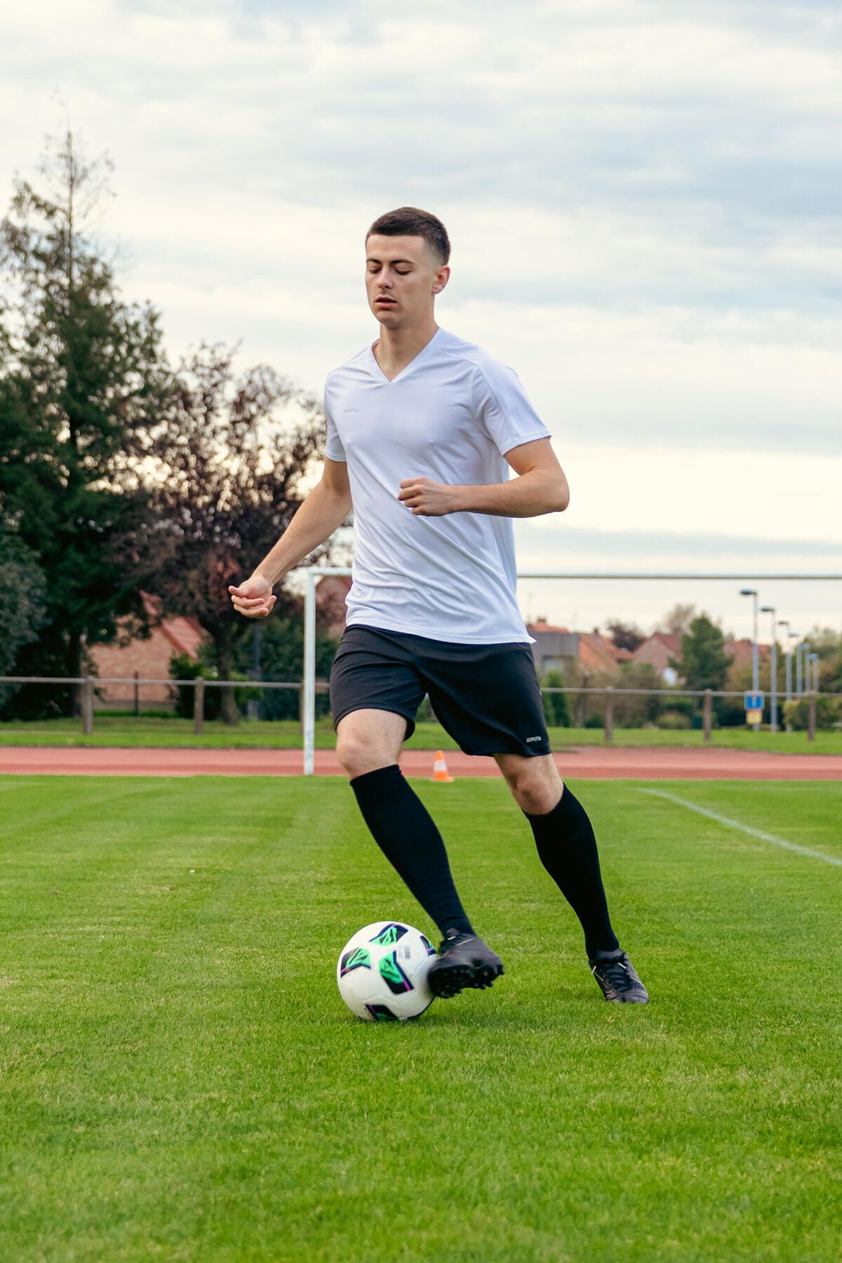 Decathlon-Adult Football Jersey - White - Essential 5