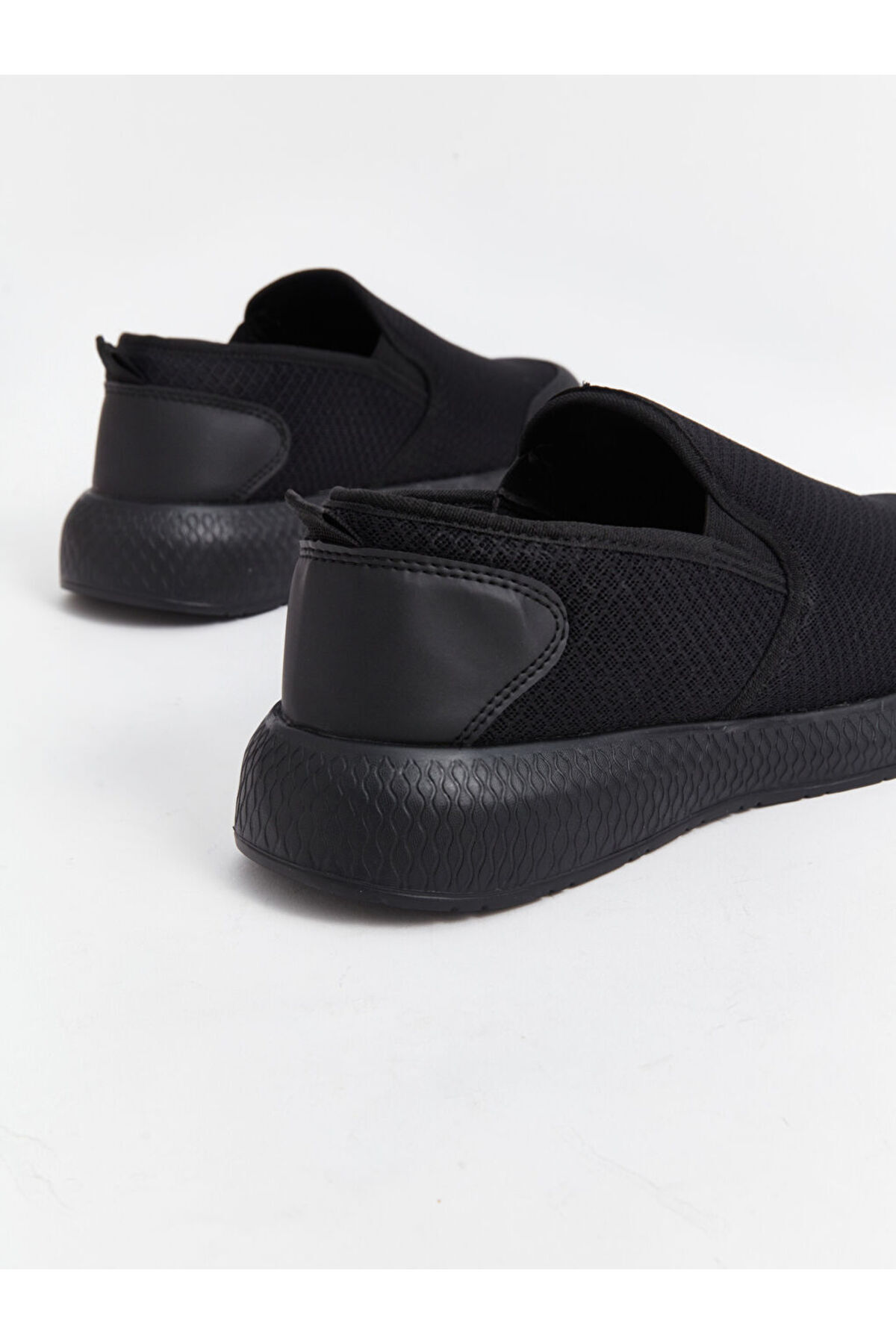 LC Waikiki-Lcw Mesh Detailed Men's Sneakers 5