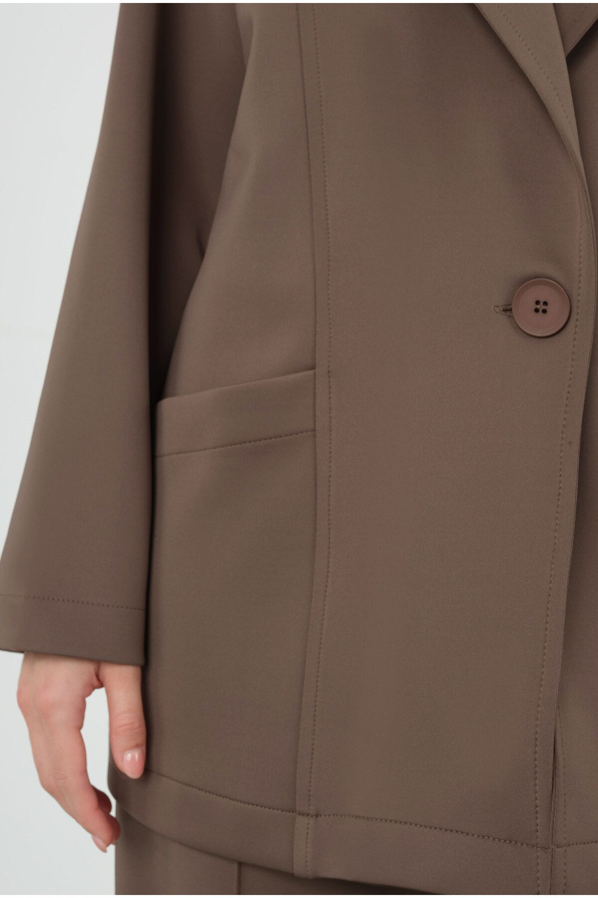 HEQA-Scuba Fabric Hazelnut Shell Patterned Jacket 6