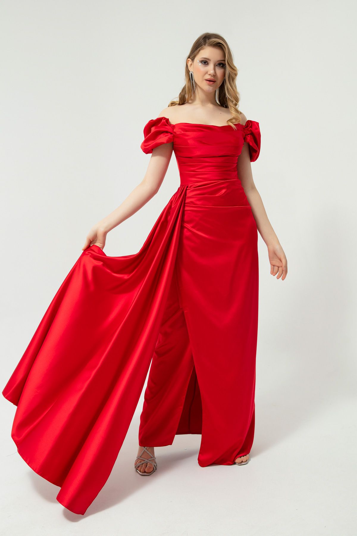 Lafaba-Women's Red Boat Neck Trained Long Satin Evening Dress & Graduation Dress 3