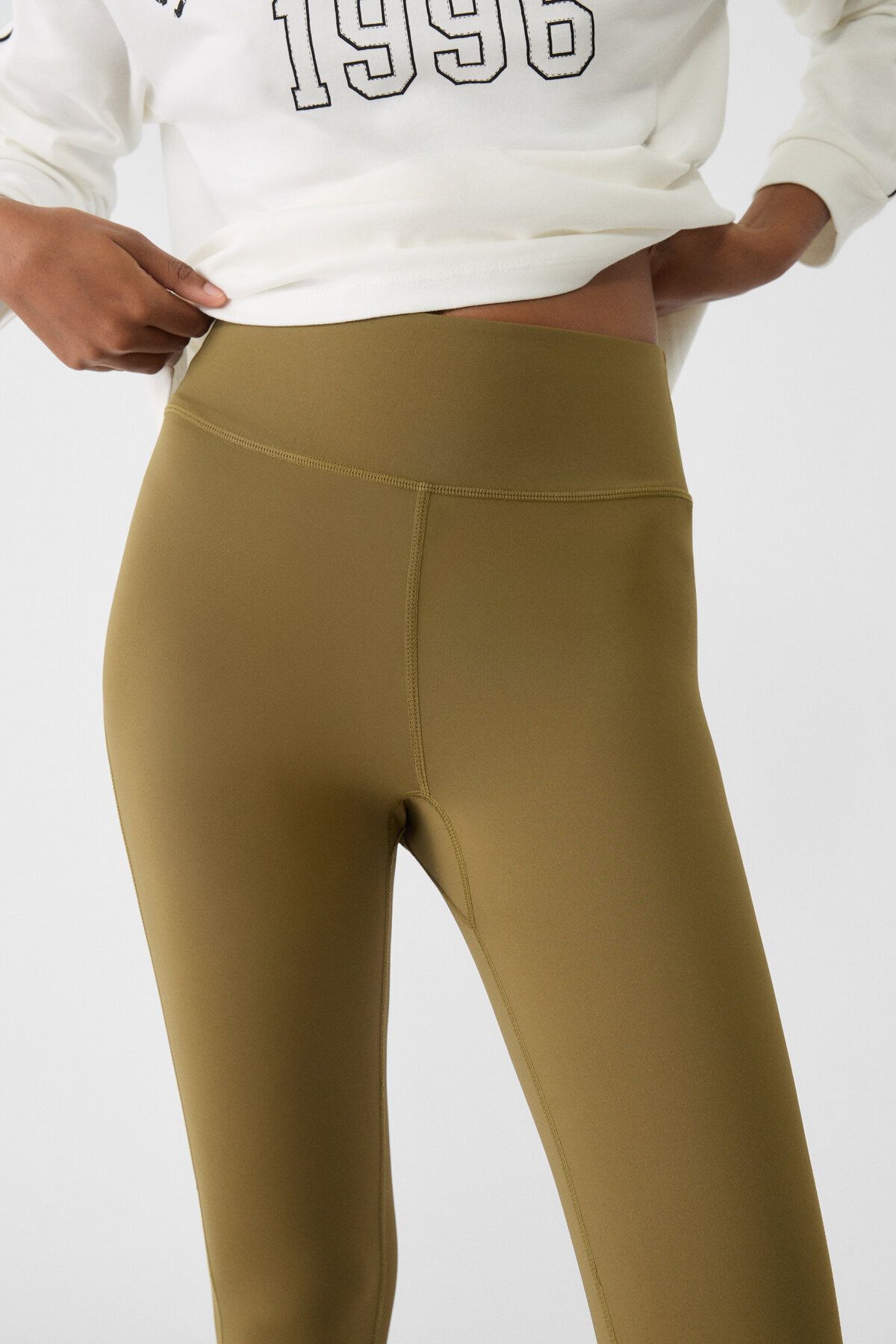 Stradivarius-Shaping Sports Leggings 4