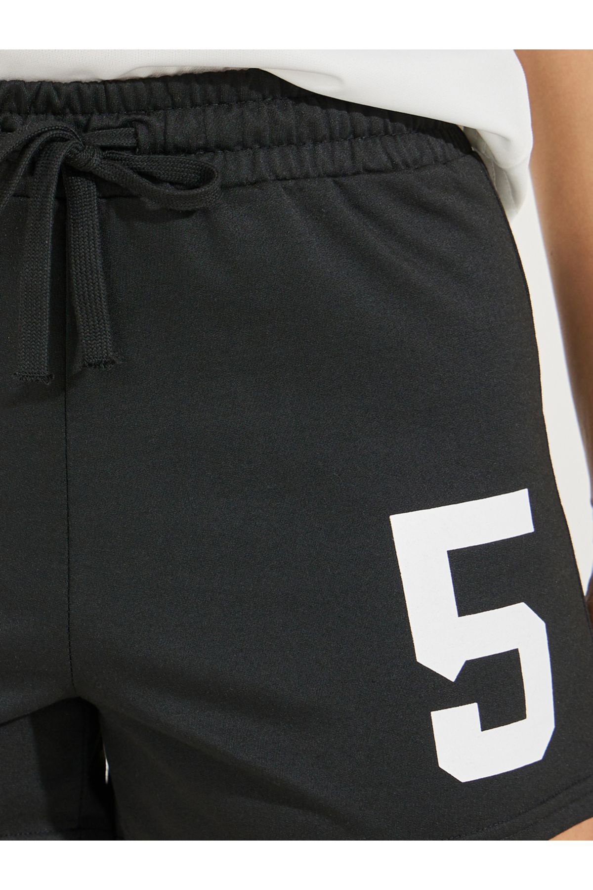 Styli-Varsity Print Shorts with Drawstring 3
