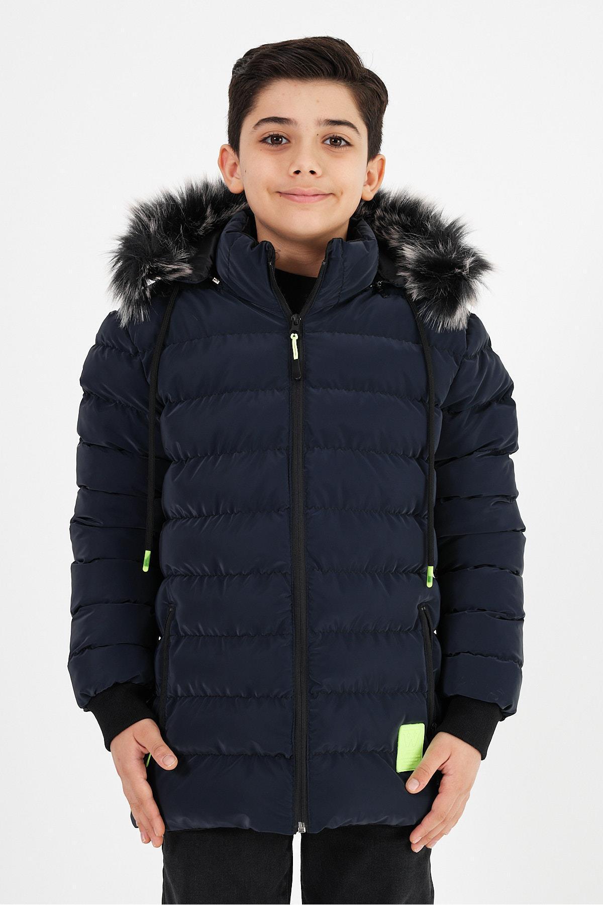 Krem Erkek Çocuk Çıkartılabilir Kapüşonlu Şişme Deri Karışımlı Kumaş Mont & Kaban - Lacivert