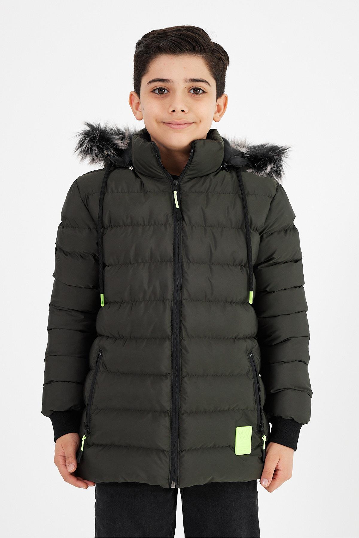 Krem Erkek Çocuk Çıkartılabilir Kapüşonlu Şişme Deri Karışımlı Kumaş Mont & Kaban - Yeşil