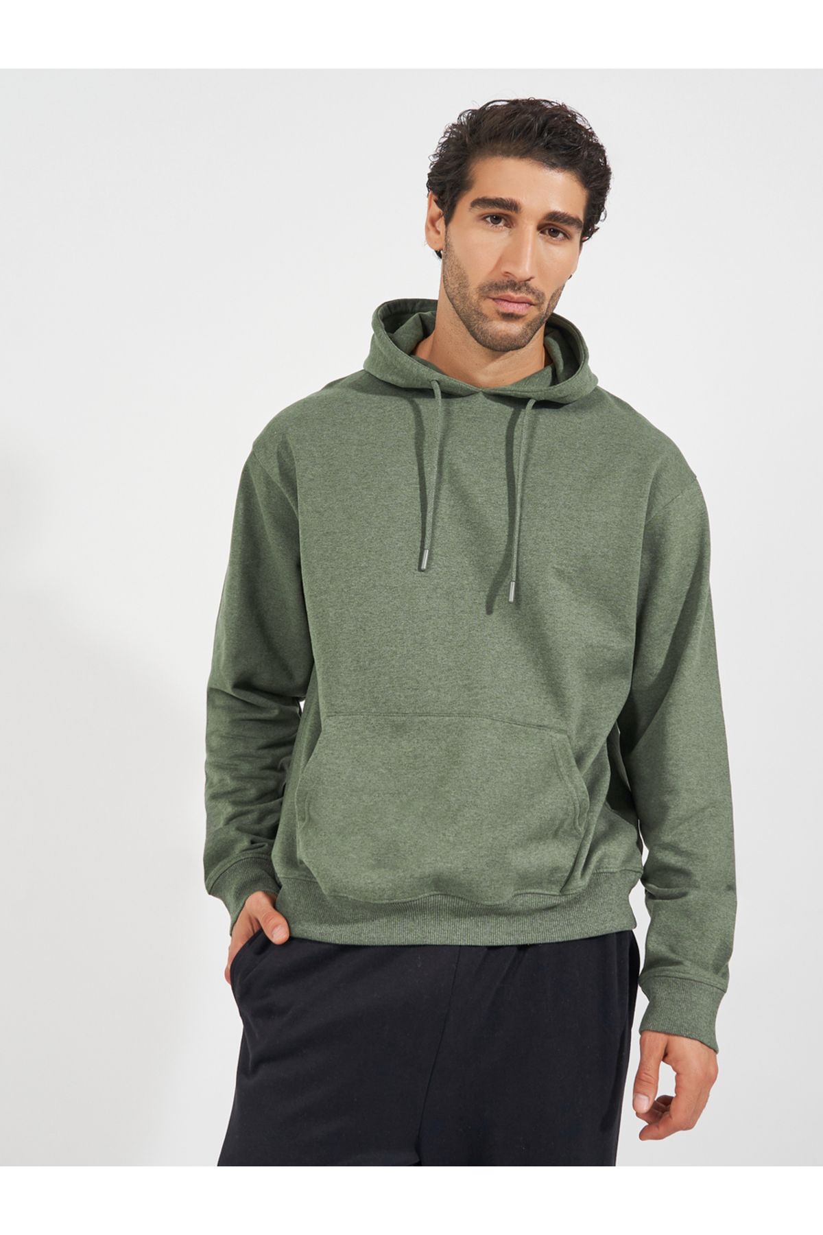 Styli-Relaxed Fit Fleece Hoodie with Kangaroo Pocket 1