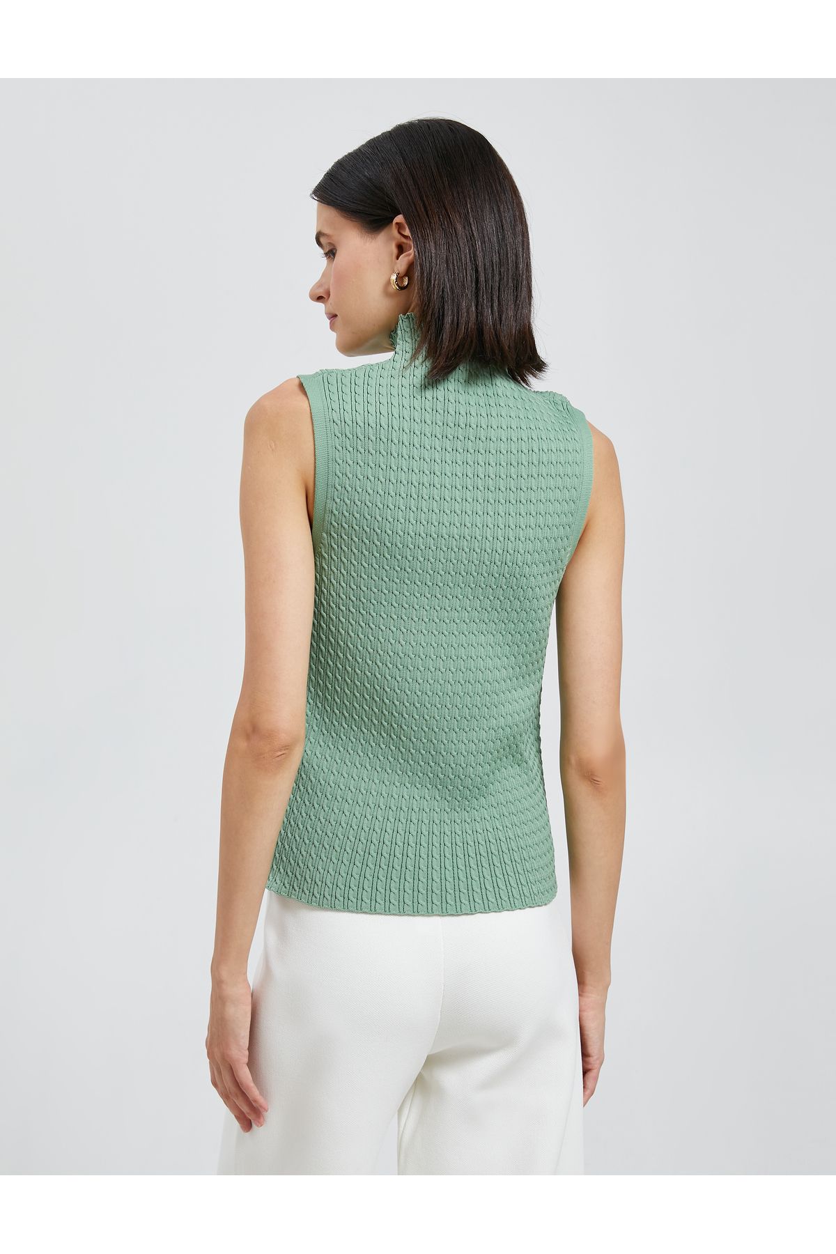 Koton-Turtleneck Tank Top Sleeveless with Knitted Motif 4