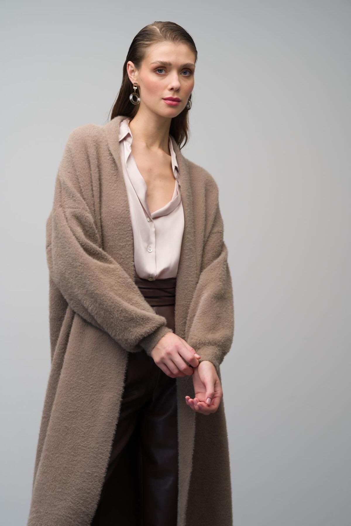 Olcay-Mink 8245 - Dlouhý volný úpletový Cardigan 2