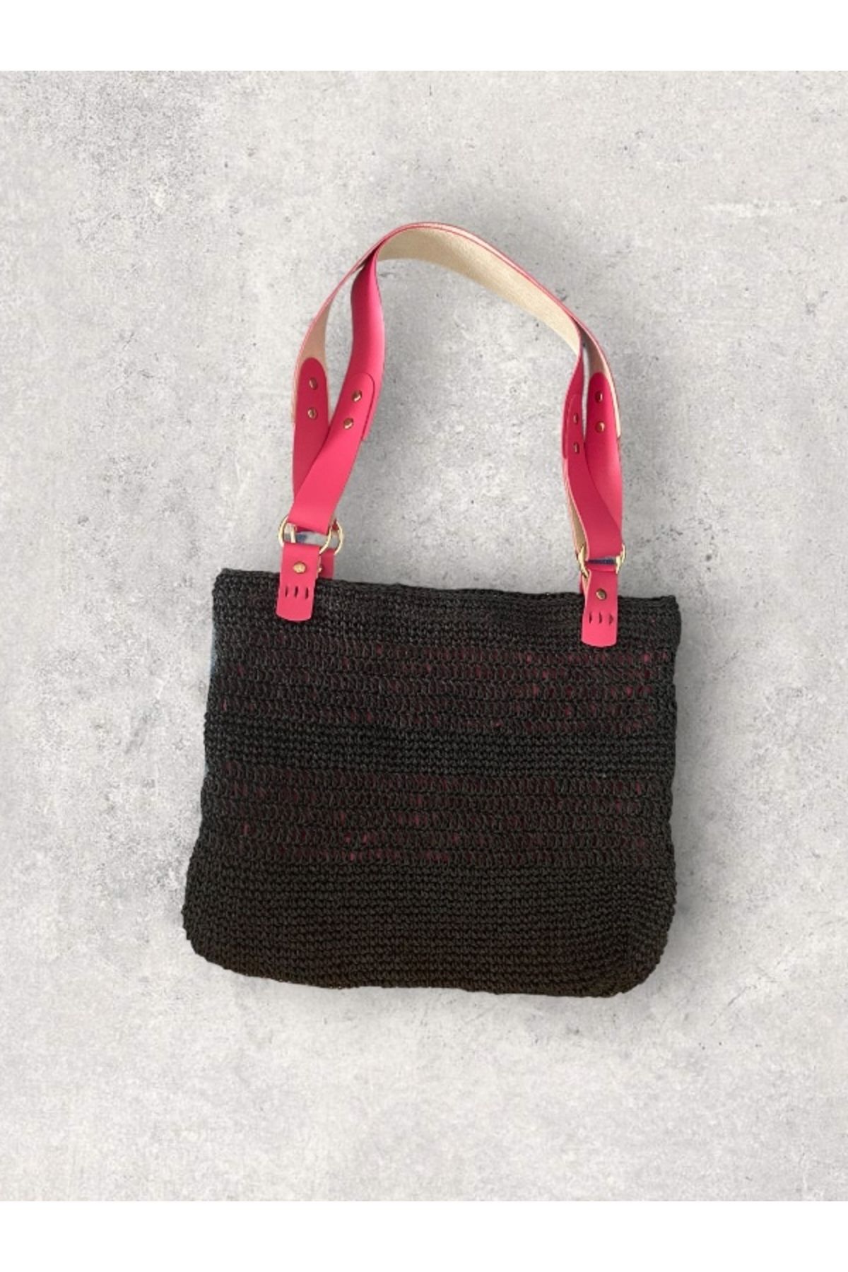 Lion-Knitted Rope Bag 1