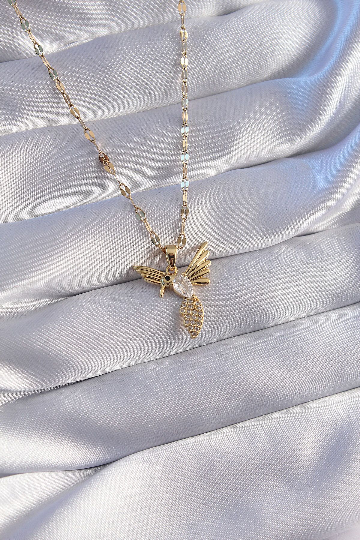 MMB Boutique 316L Çelik Zincir Gold Renk Zirkon Taşlı Anka Kuşu Figürlü Kolye