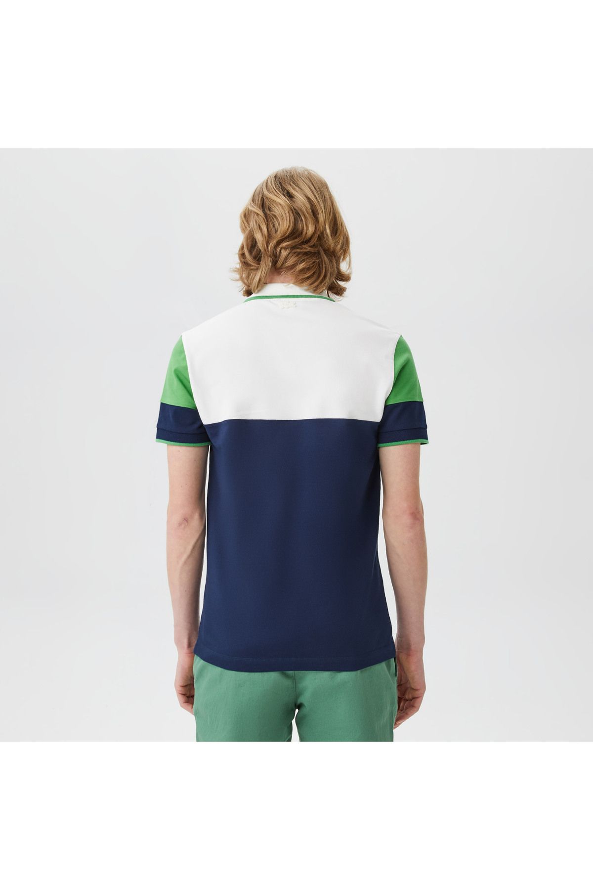 تی شرت یقه پولو آبی مردانه بلوک رنگی باریک چوگان Lacoste