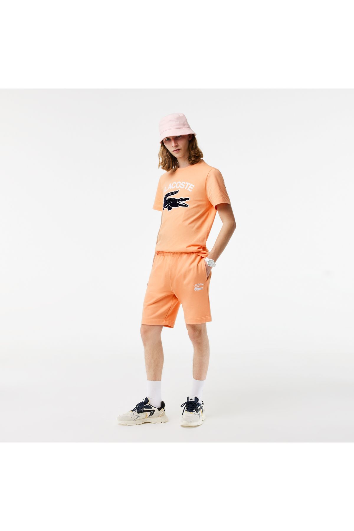 تی شرت نارنجی مردانه یقه دوچرخه مناسب طرح دار Lacoste