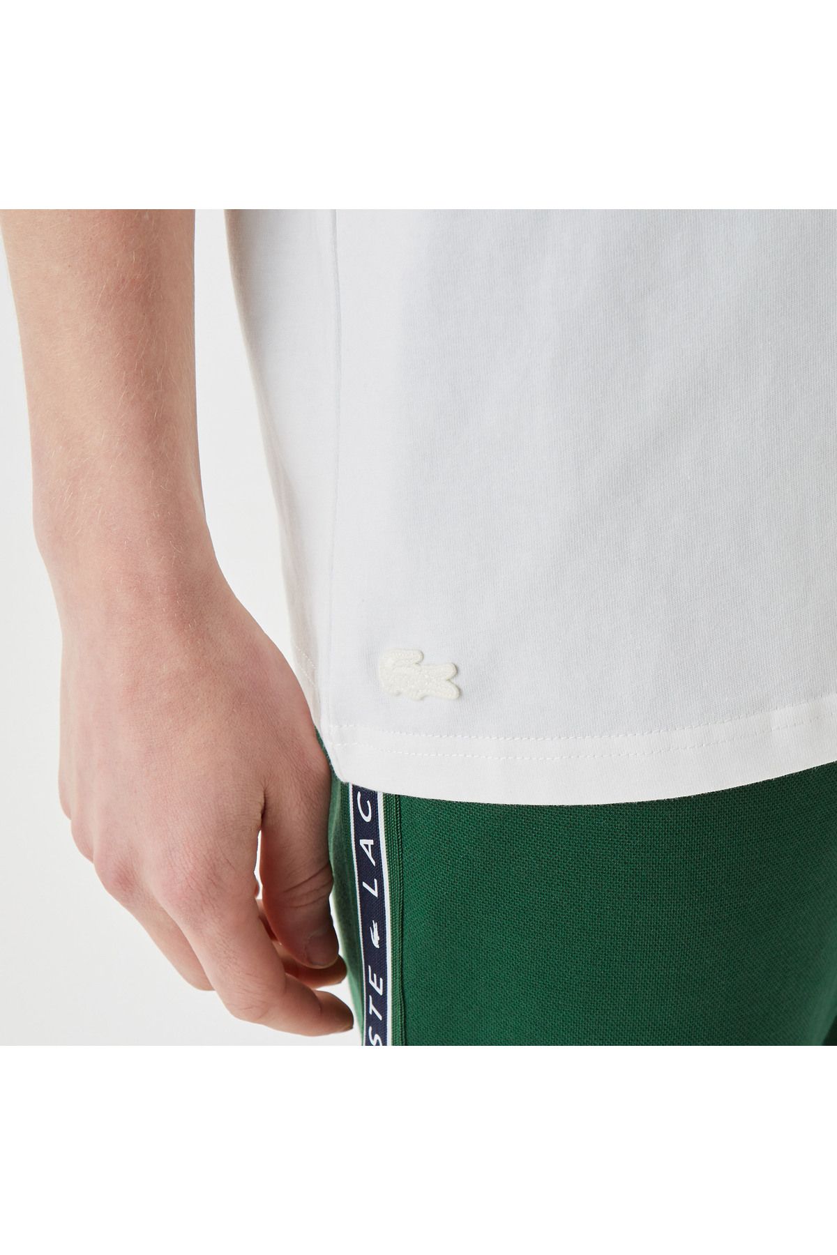 تی شرت سفید مردانه یقه دوچرخه تناسب طرح دار Lacoste