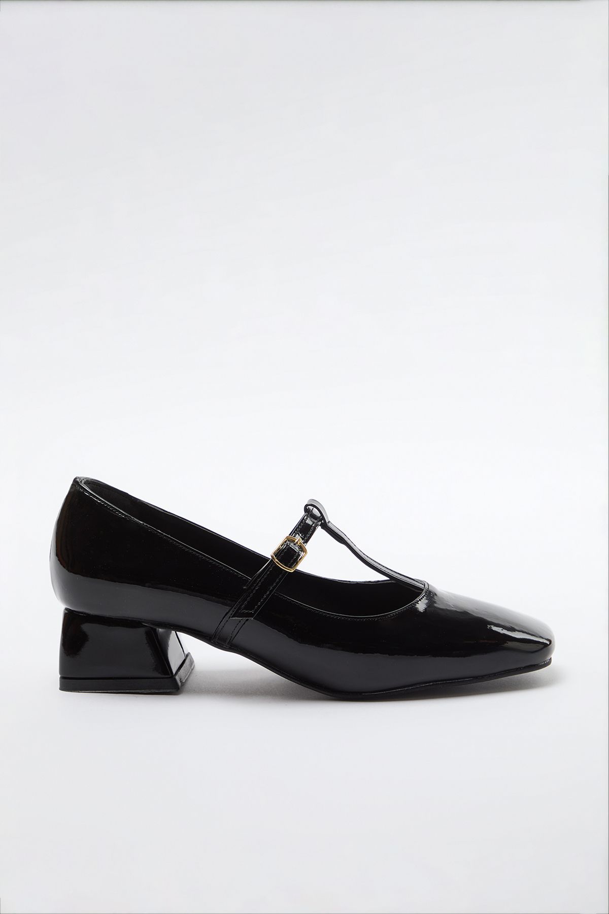 TRENDYOL SHOES-Schwarze Damen-Lackleder-T-Riemen-Mary-Jane-Schuhe mit Blockabsatz TAKAW25TO00035 5