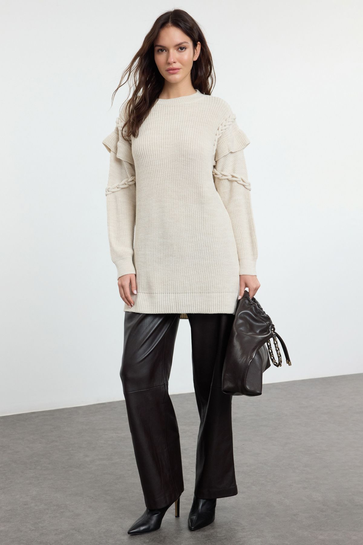 complete the look image