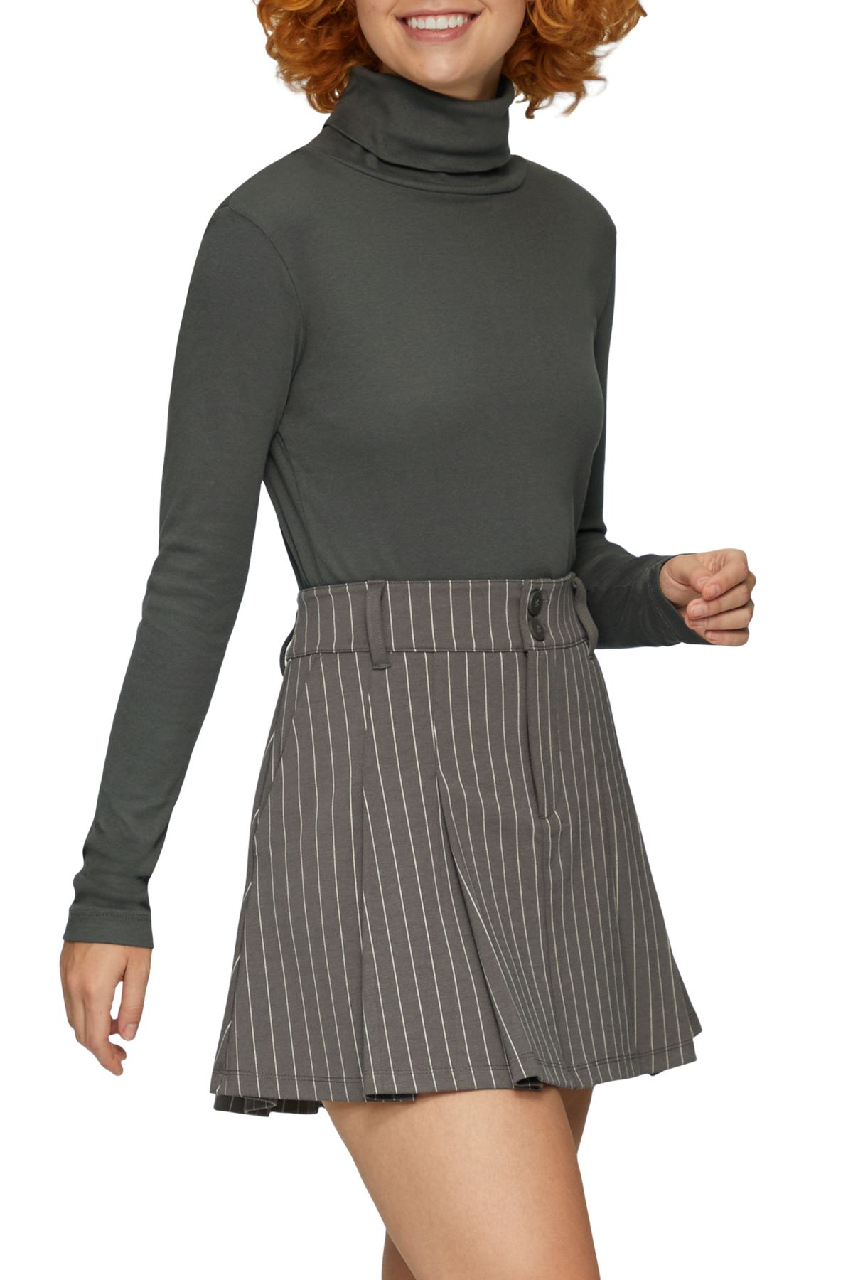 QS by s.Oliver Ținută Casual Cu Gât Țestoasă Elastică Slim Fit Femeie - L