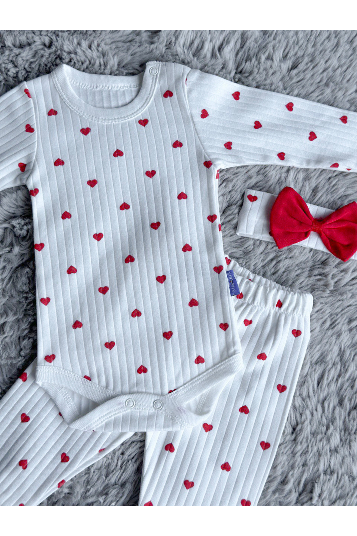 Zuff Baby KIZ BEBEK KALP BASKILI BANDANALI 3'LÜ BODY TAKIM fotoğrafı 2 (önizleme)