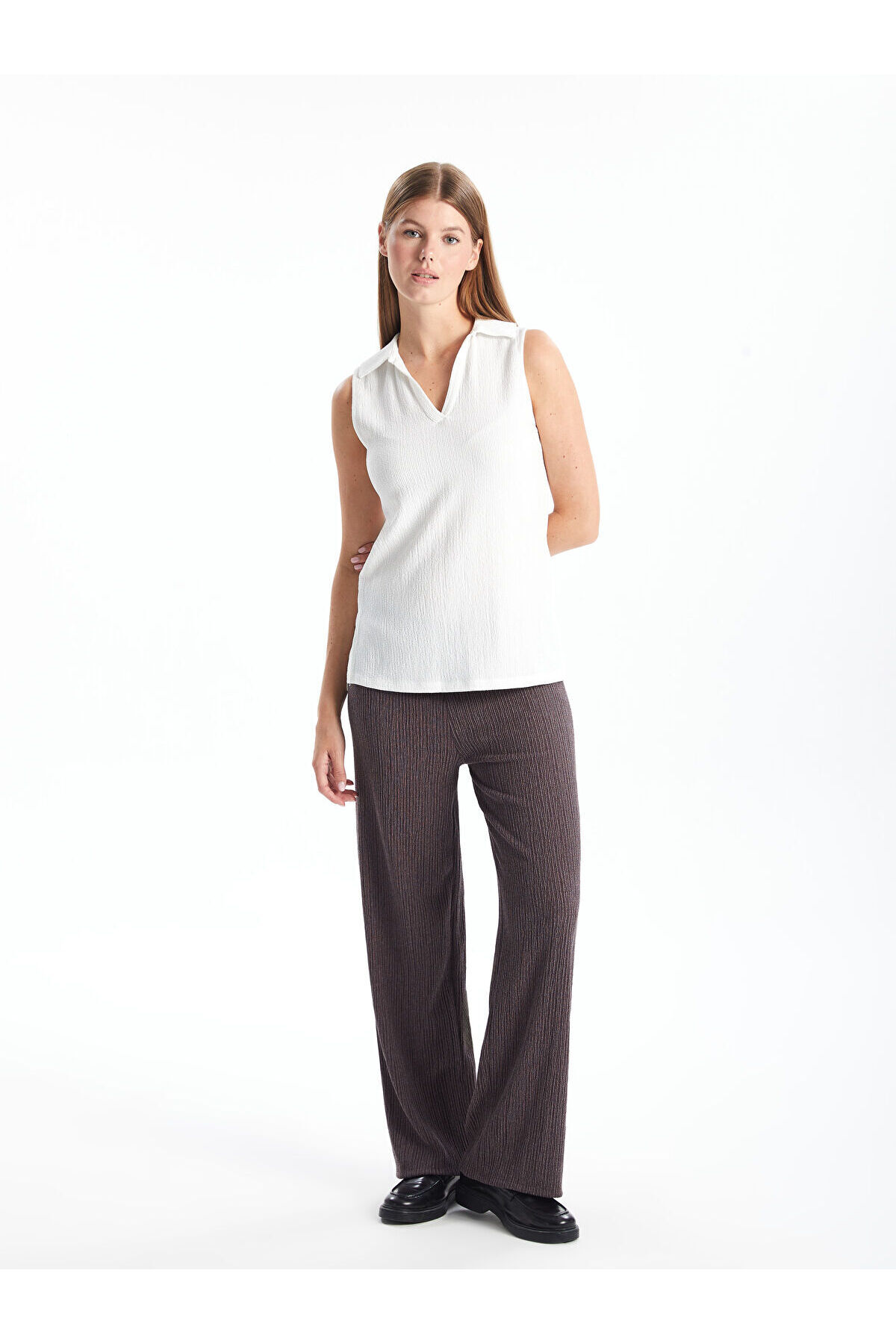 LC Waikiki-lcw Pantaloni drepti pentru femei cu talie elastică 1