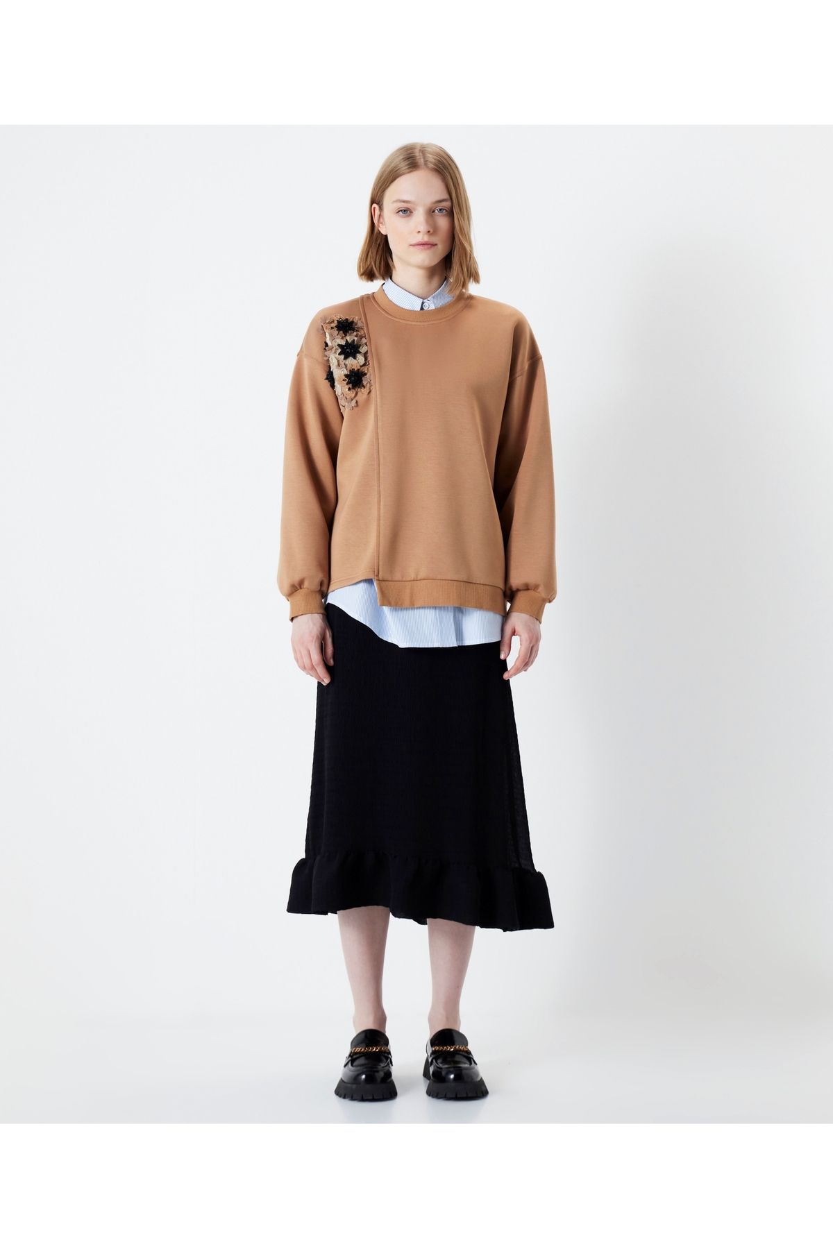 İpekyol-Flower embroidered sweatshirt 4