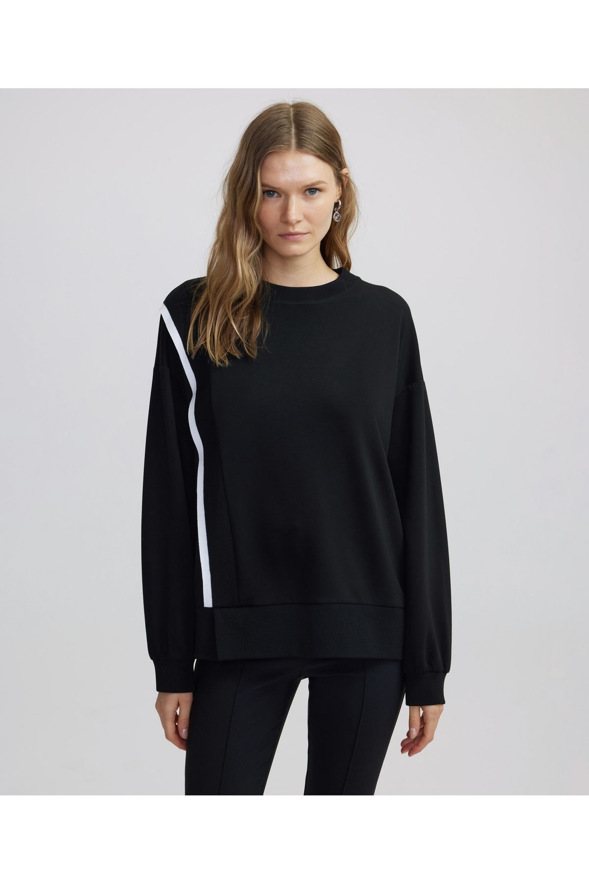 İpekyol-Contrast Colored Stripe Detailed Sweatshirt 1