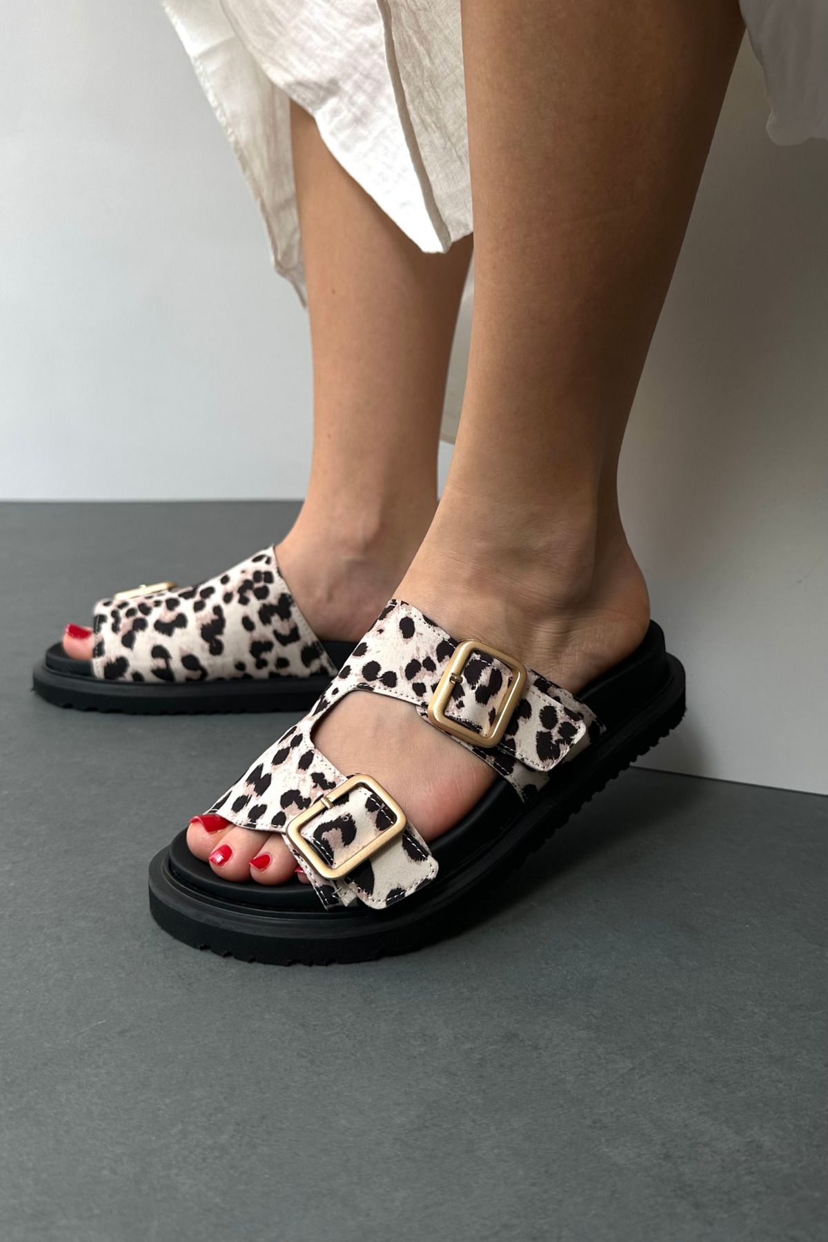 Mupa Shoes-Γυναικείες παντόφλες ΜΠΕΖ LEOPARD με σχέδιο 3