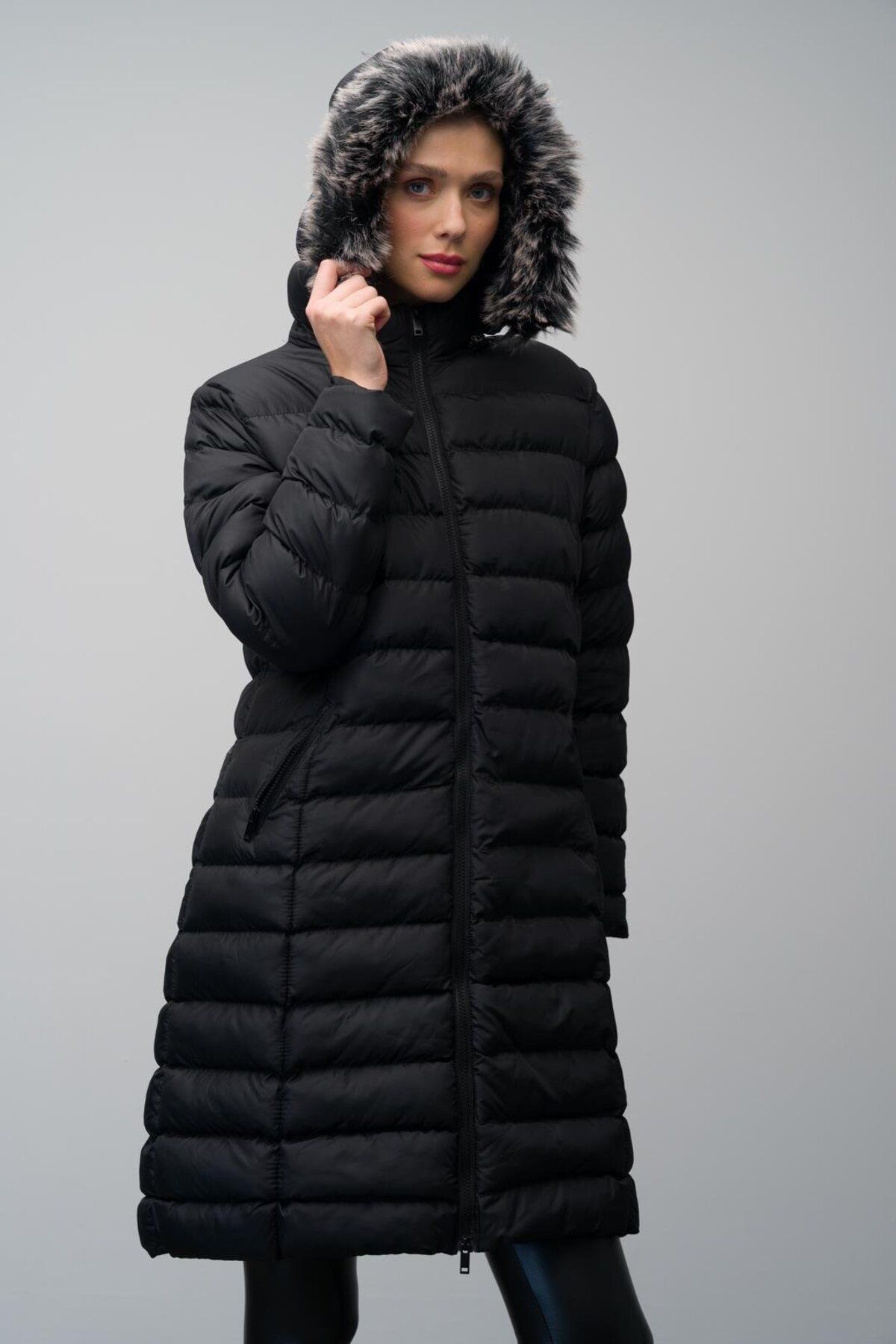 Olcay-Odnímatelný kabát s kapucí Puffer Coat Black 6401 6