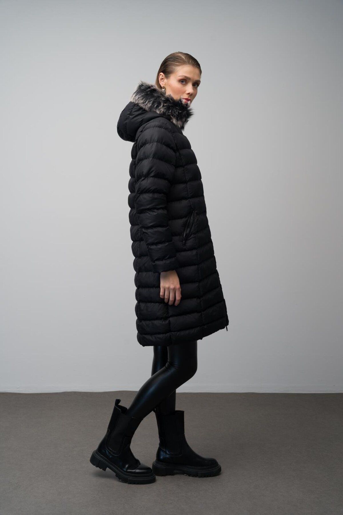 Olcay-Odnímatelný kabát s kapucí Puffer Coat Black 6401 3
