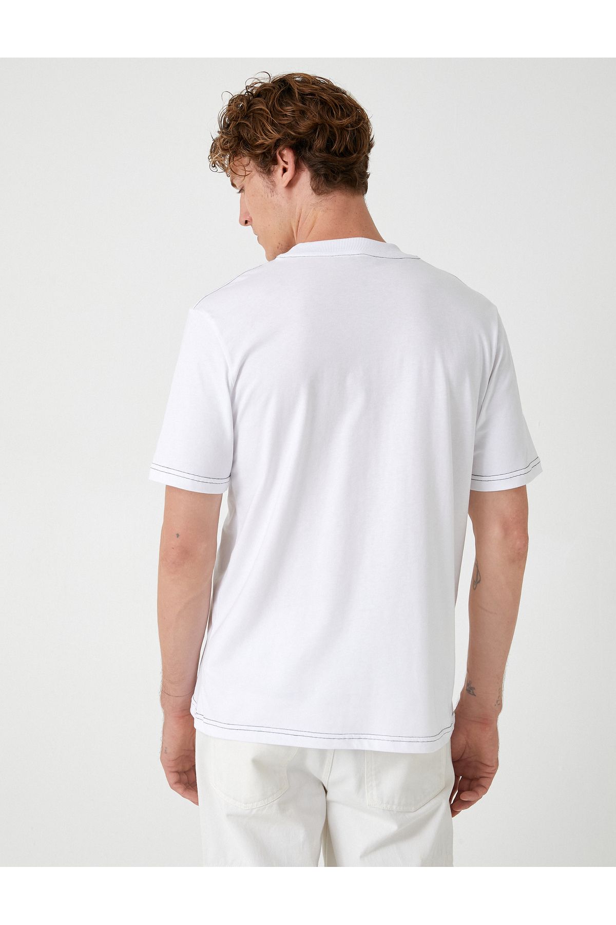 Koton-Crew Neck Short Sleeve Cotton T-Shirt - Stitching Detail and Pocket 4