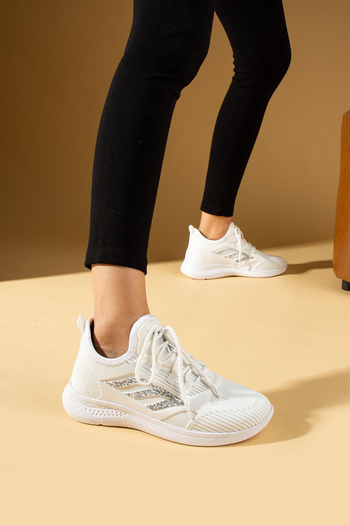 Pembe Potin-Unisex White Knitwear Comfortable Sole Comfort Sneaker Sports Shoes 3