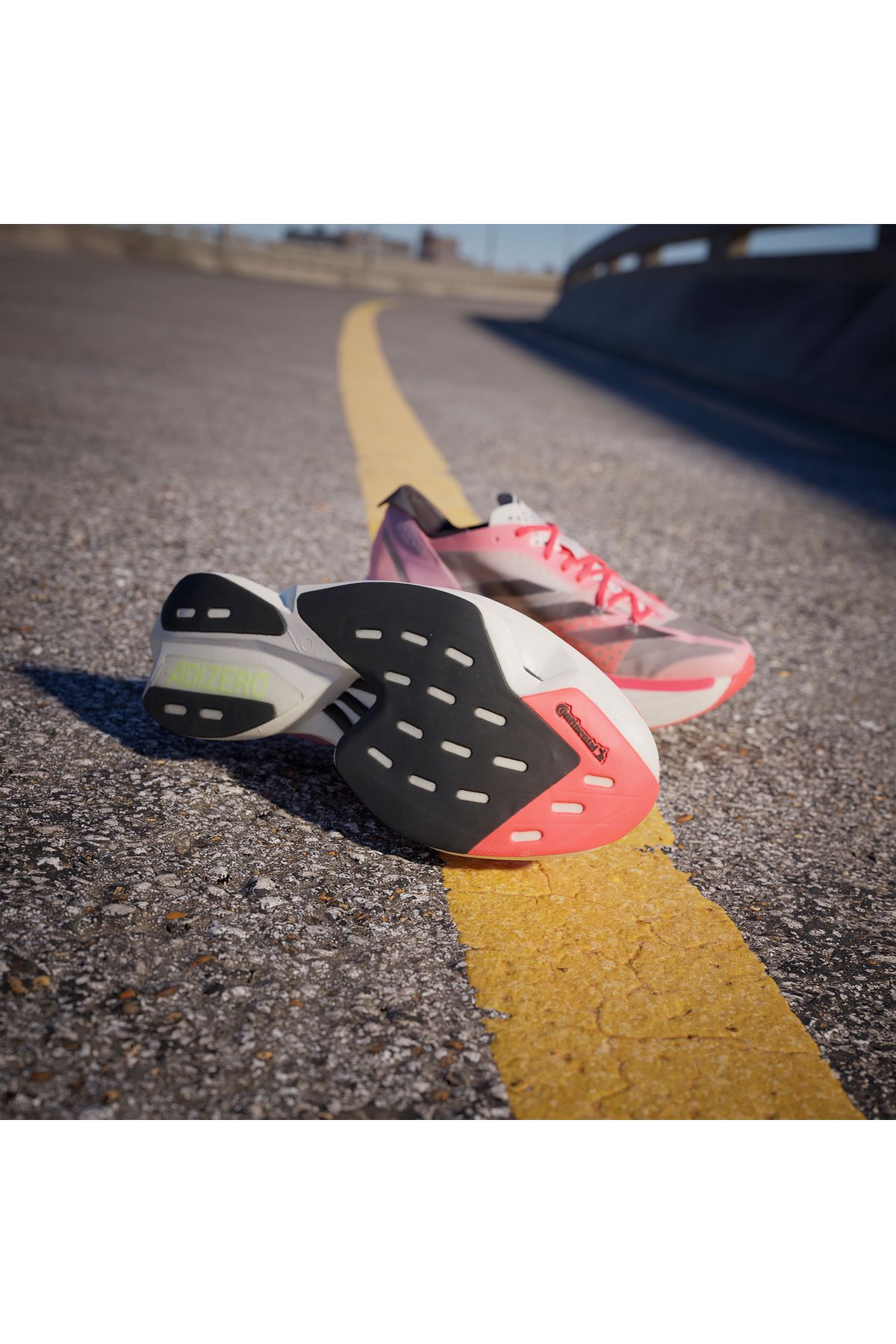 کفش دو و تمرین صورتی زنانه PRO 3 های در حال رانینگ adidas
