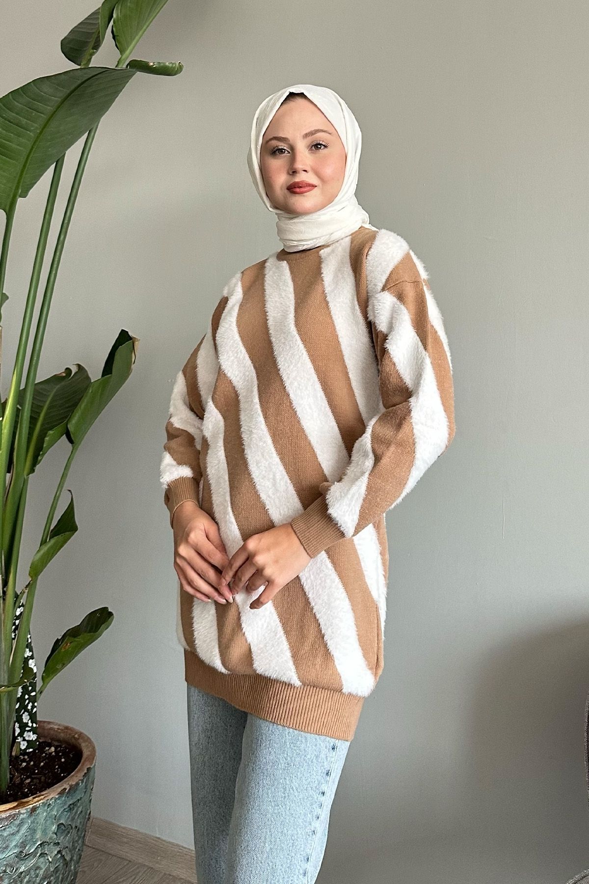 InStyle-Pulover din tricotaje Camel cu dungi duble Yumoş 3