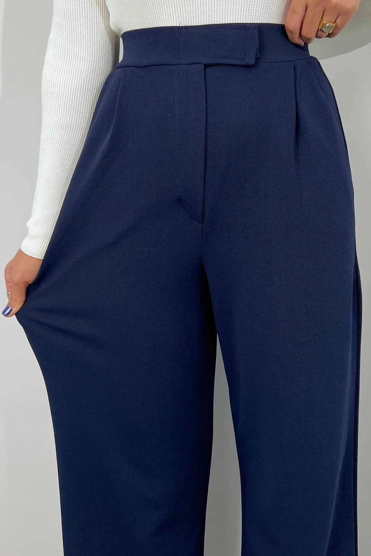 LE CARAMBOLE-Women's Navy Blue Lycra Velcro Closure Palazzo Pants 5