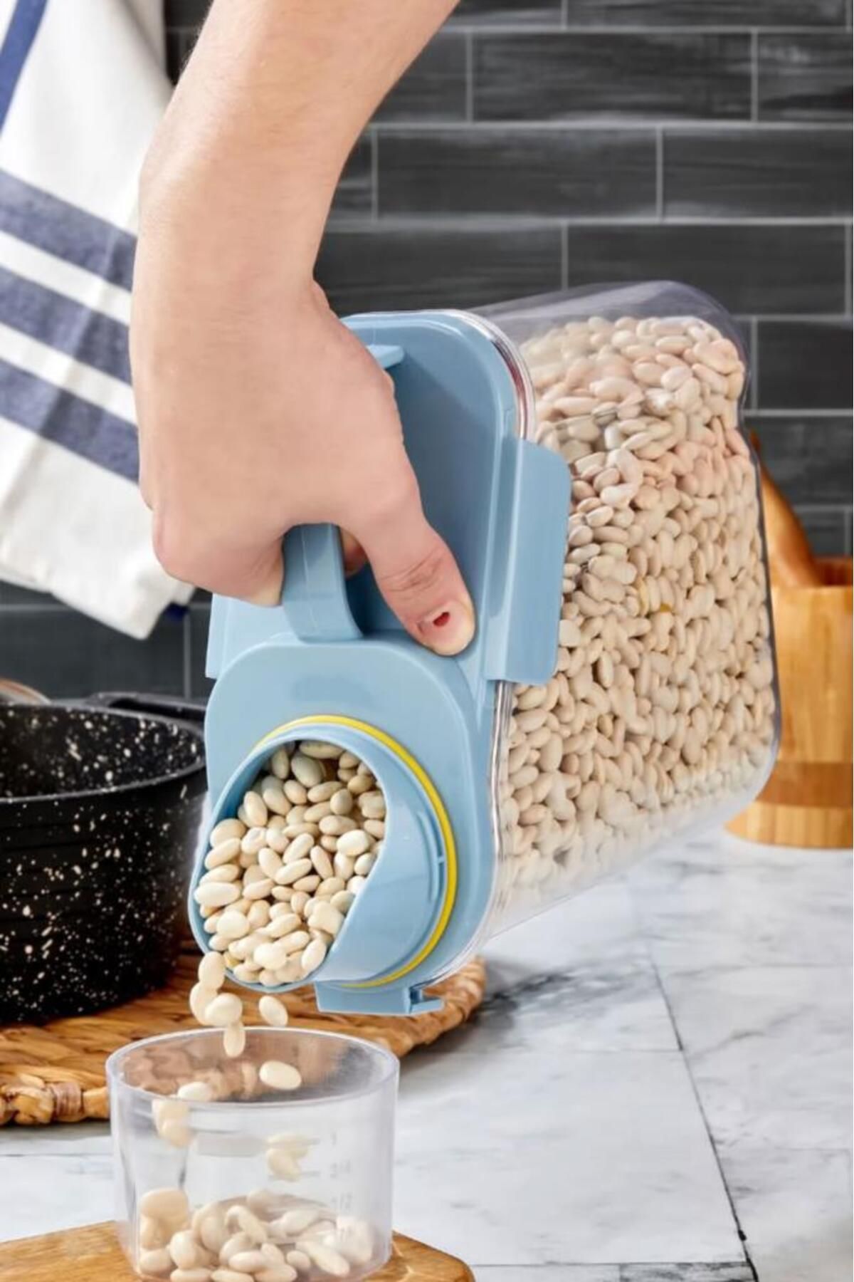 Flora-Multifunctional Flour, Pulses, Detergent Storage Container (Leakproof with Gasket) 1800 ml Set of 3 7