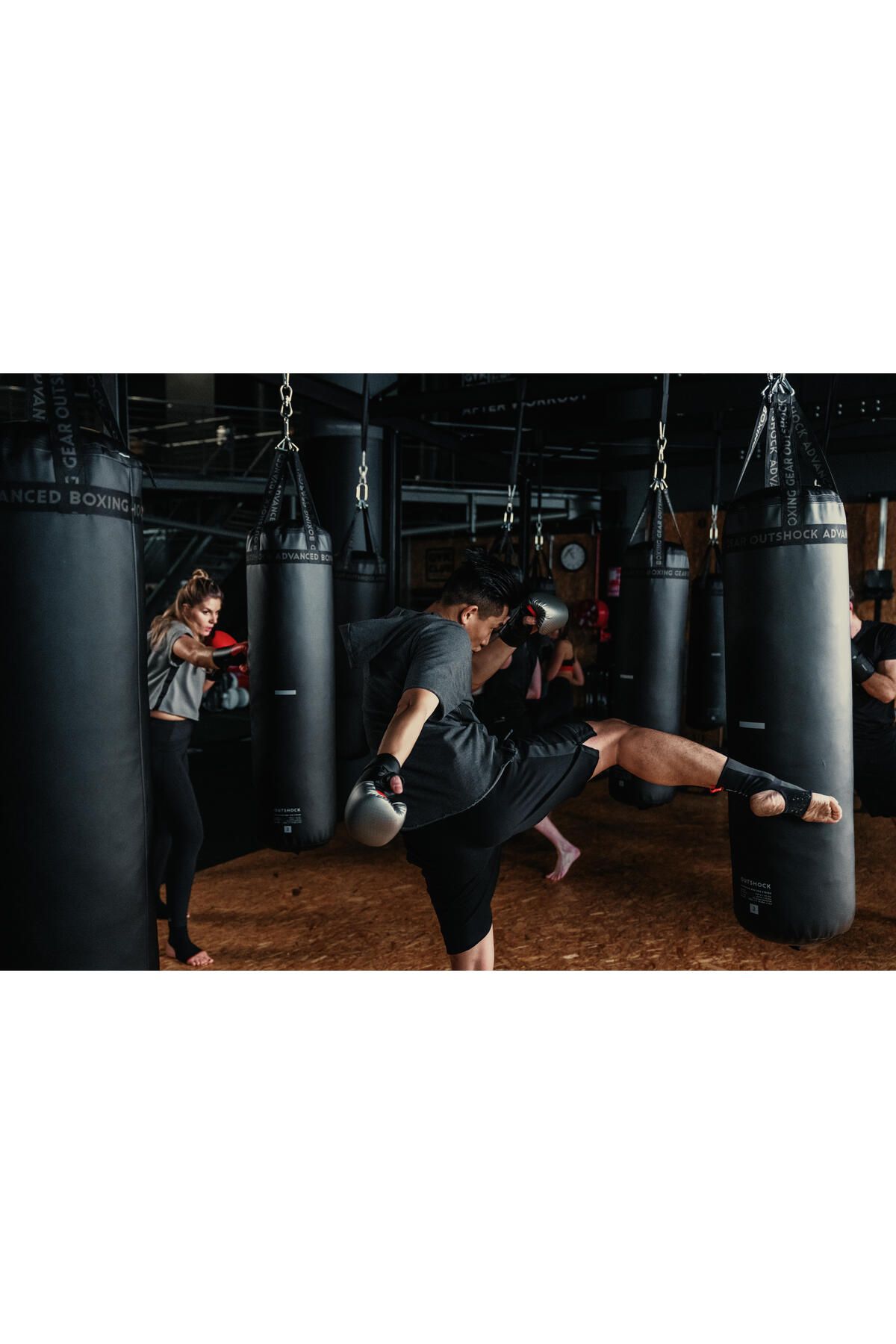 محافظ مچ پا مشکی مبارزه با ورزشی سیاه قرمز Decathlon