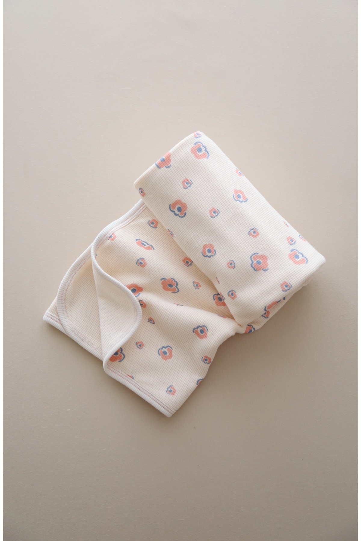 Tiny Sloth-6-Piece Newborn Hospital Exit Set - Floral Pattern 4