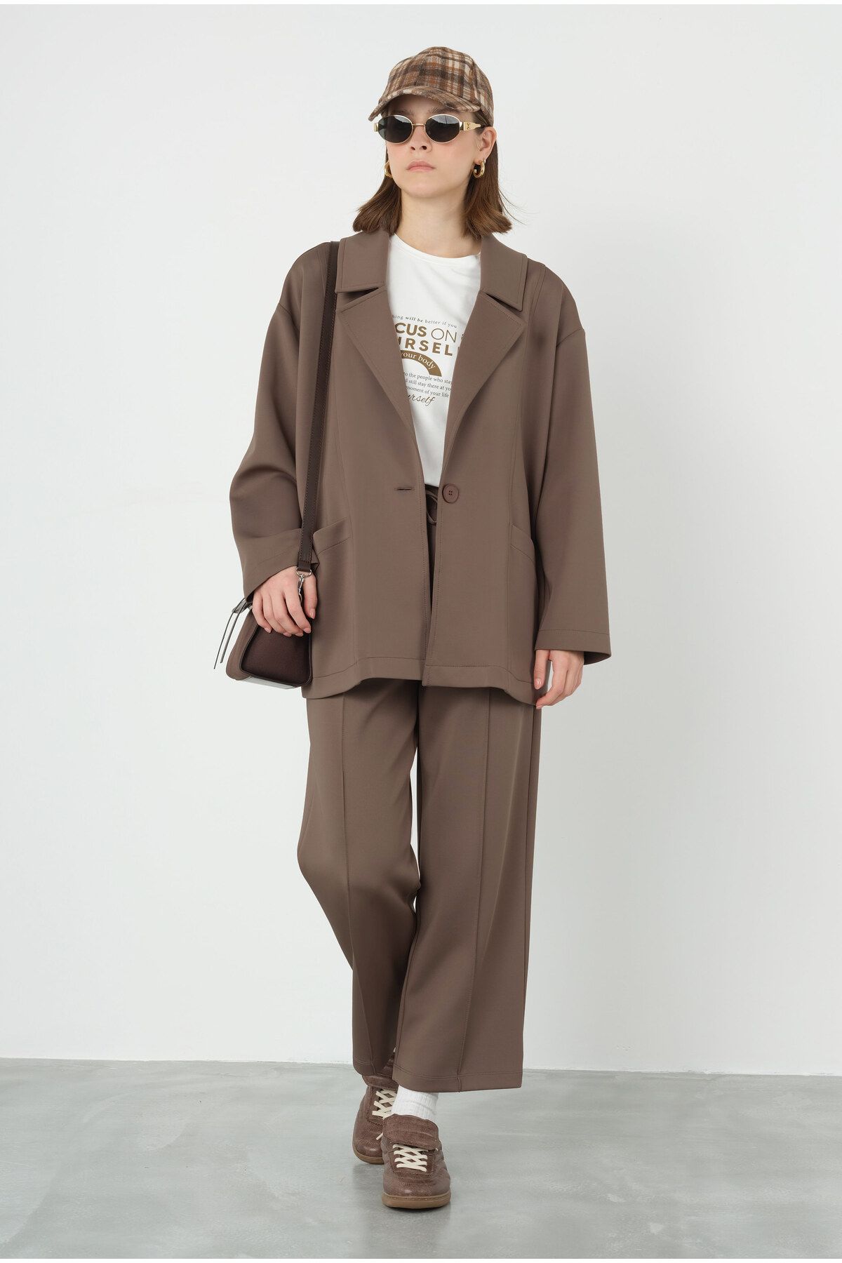 HEQA-Scuba Fabric Hazelnut Shell Patterned Jacket 5