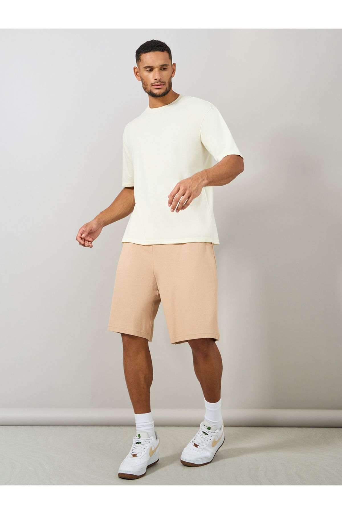 Styli-Oversized Waffle Knit Shorts 2