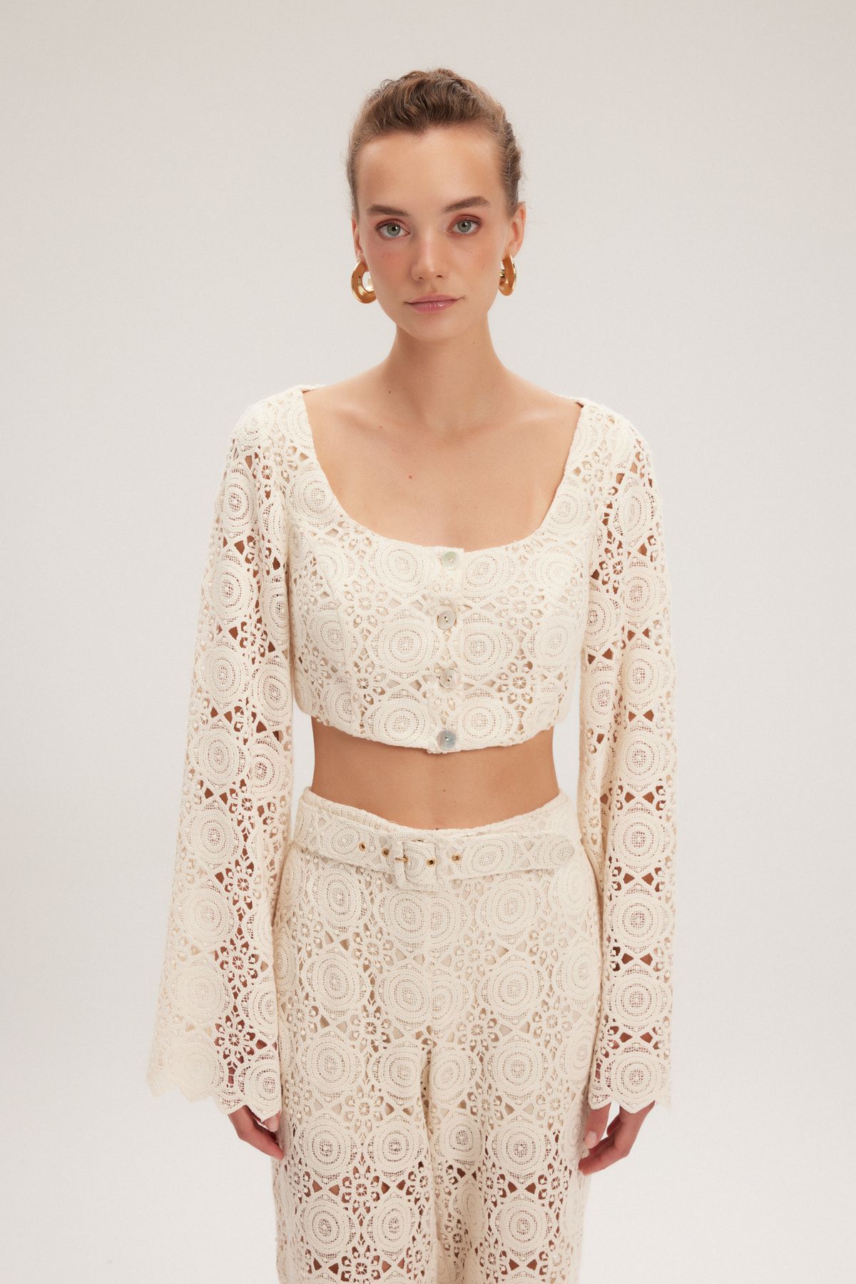 adL-Laced Crop 1