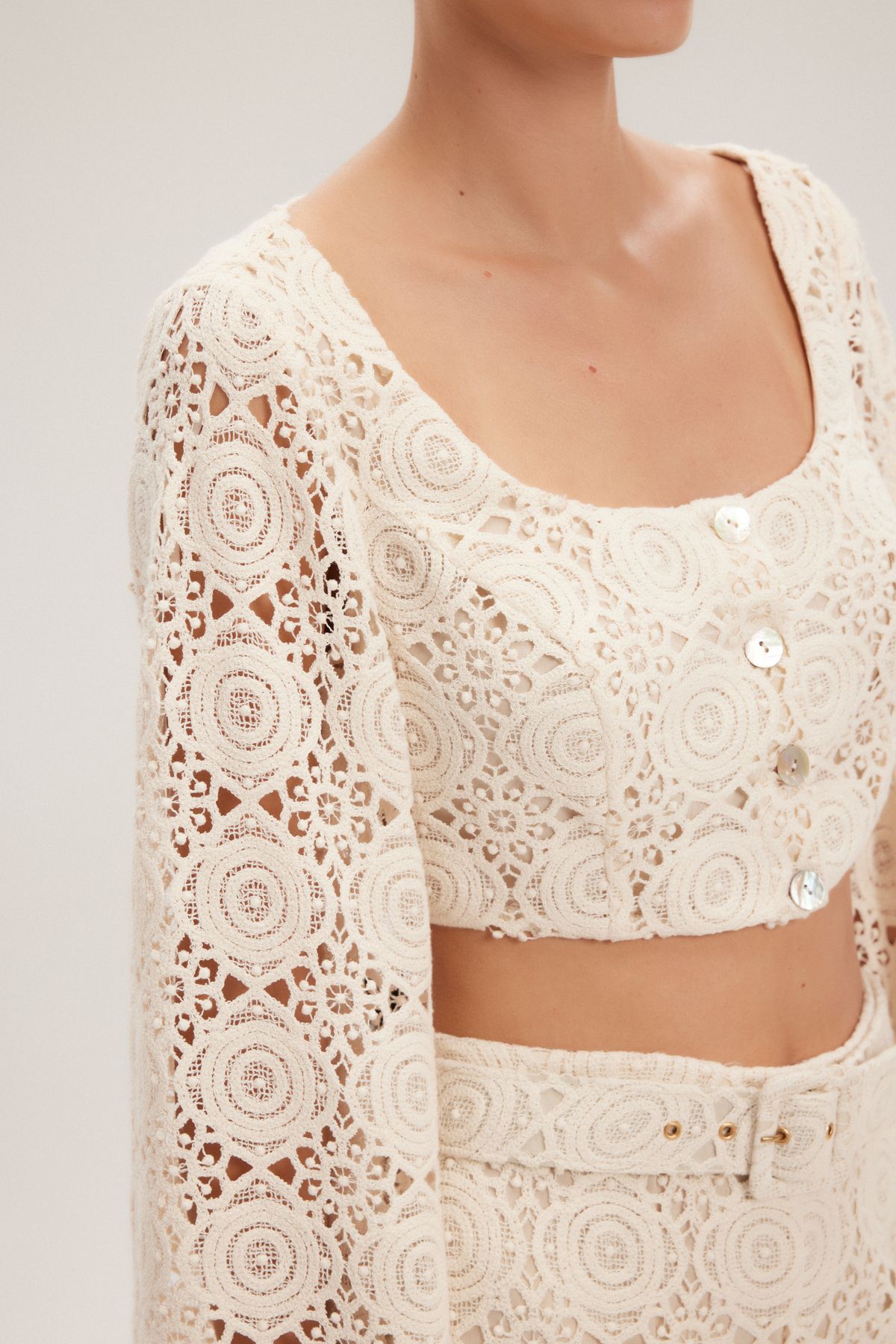 adL-Laced Crop 2