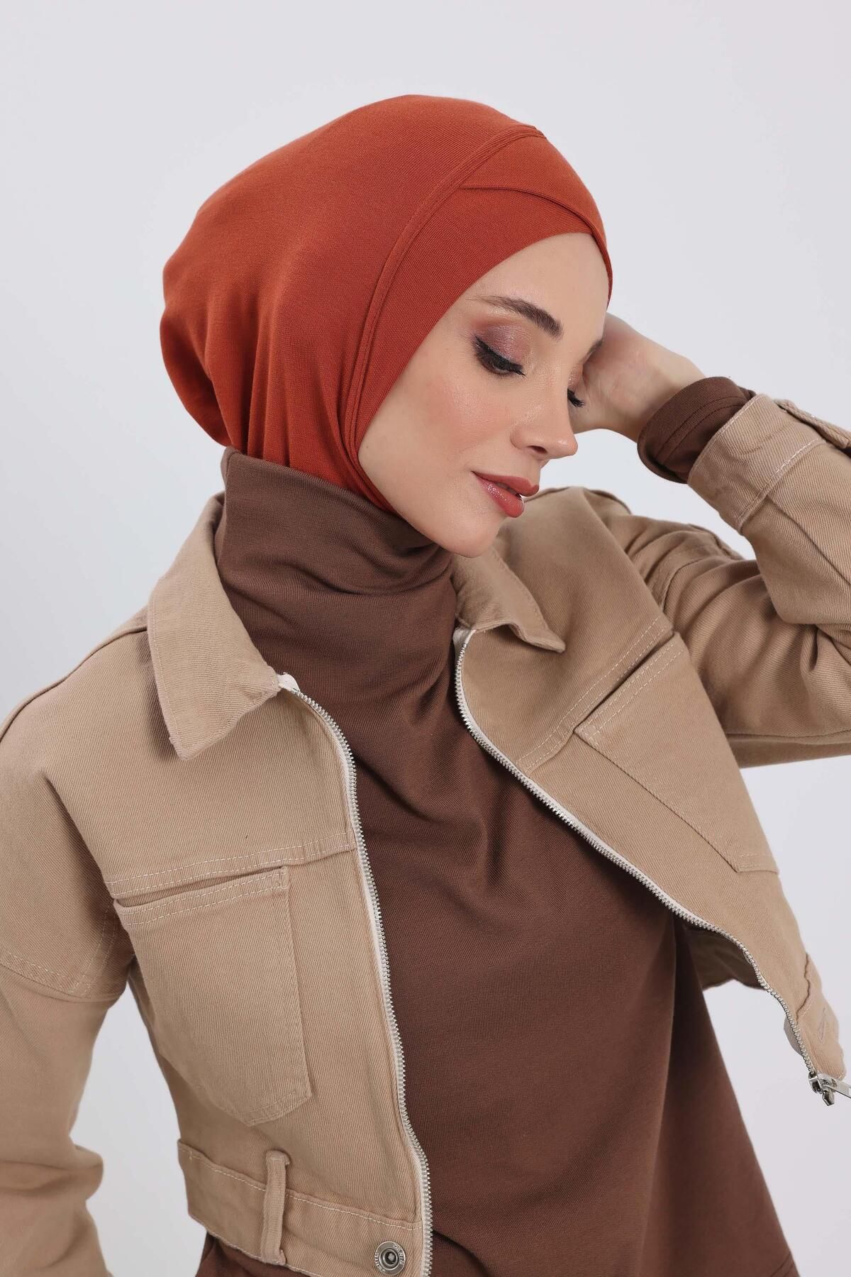 Aisha's Design-Boneta Hijab de iarnă cu detaliu în cruce în față, tb-4rb 1