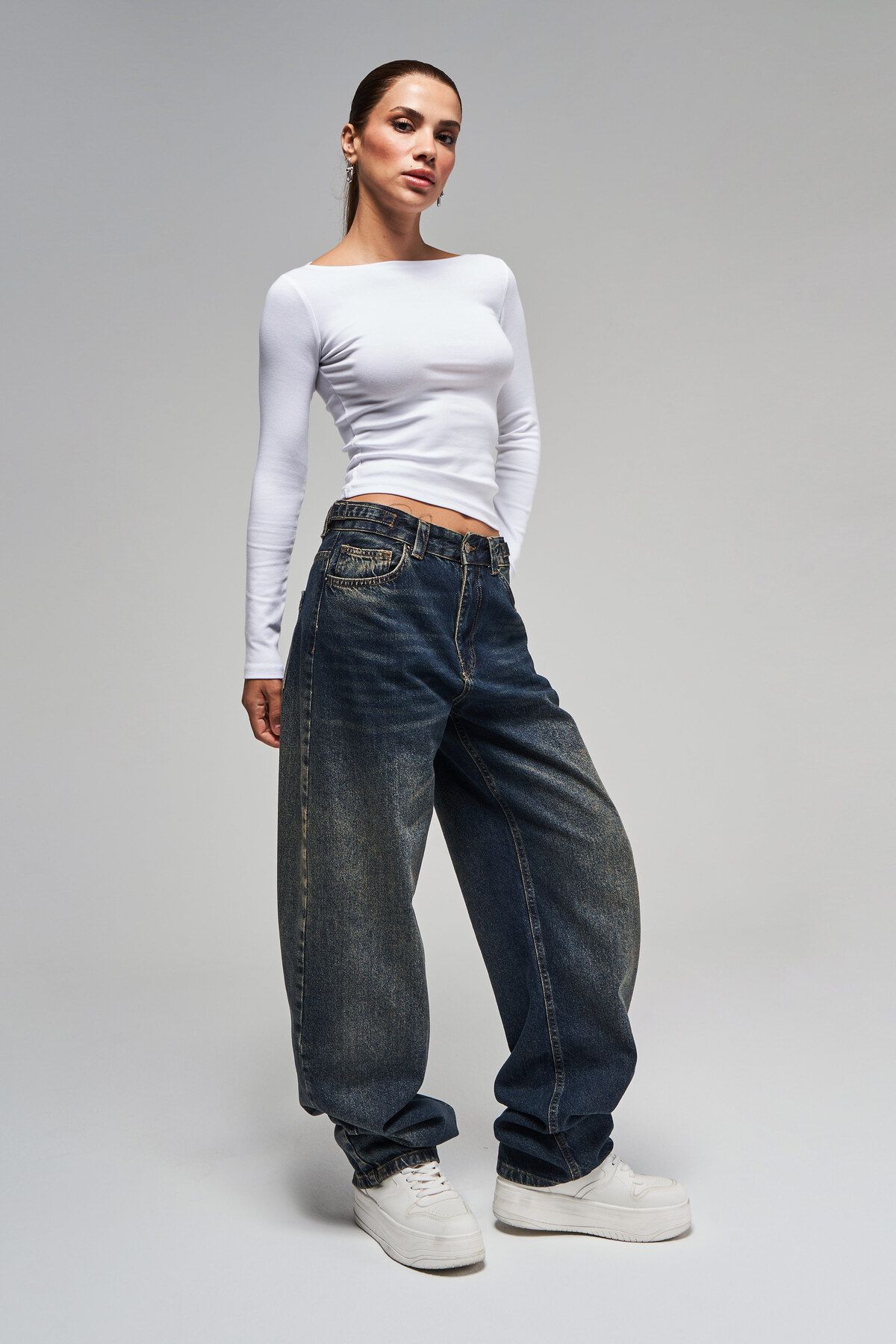 its basic-Women's T. Jeans Color Super Baggy Fit Belt Detailed Denim 2